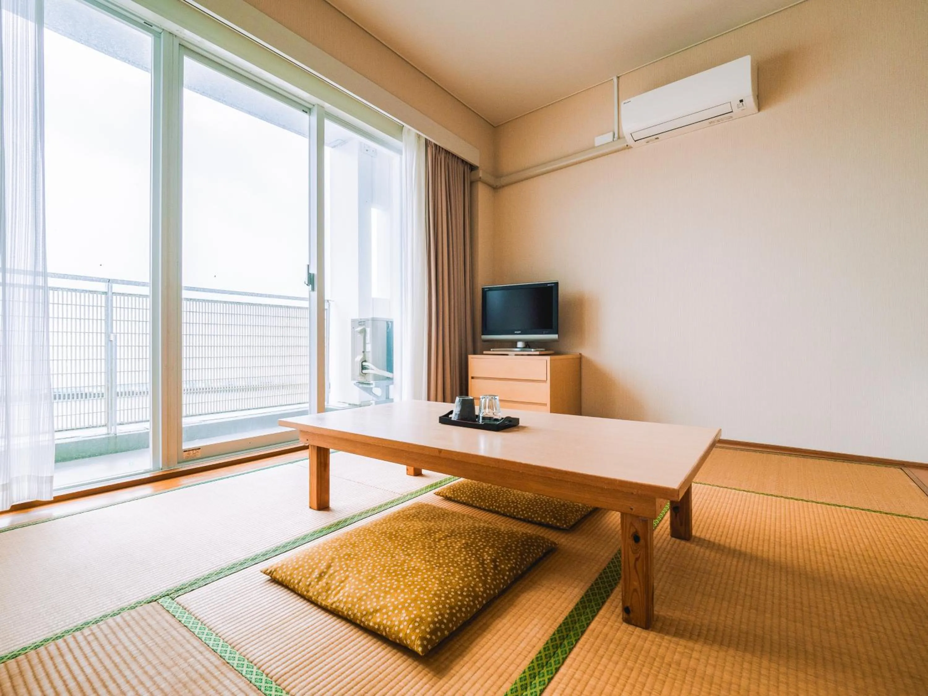 Photo of the whole room in HOTEL AreaOne KoshikiIsland