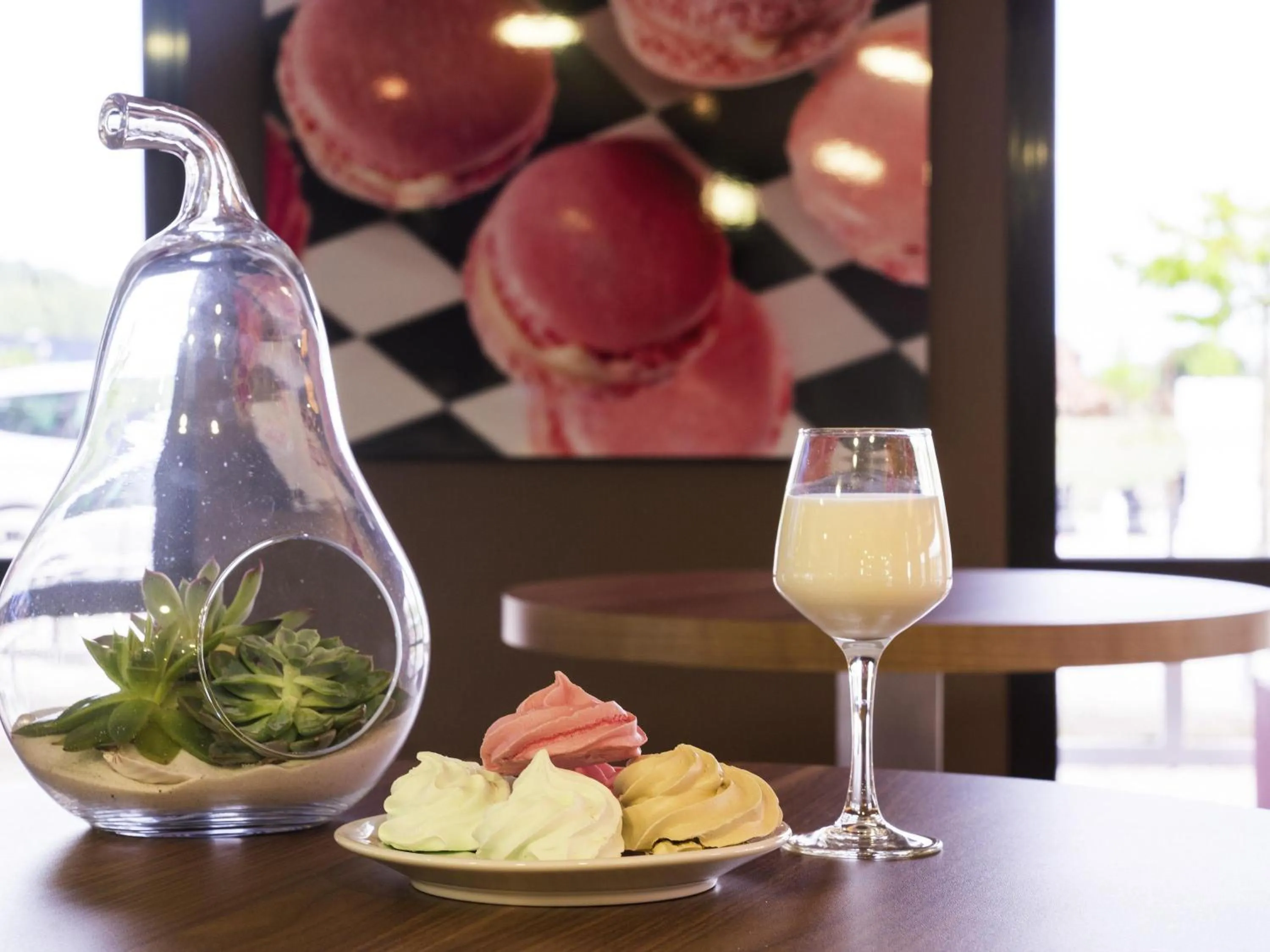 Lounge or bar in ibis Styles Castres