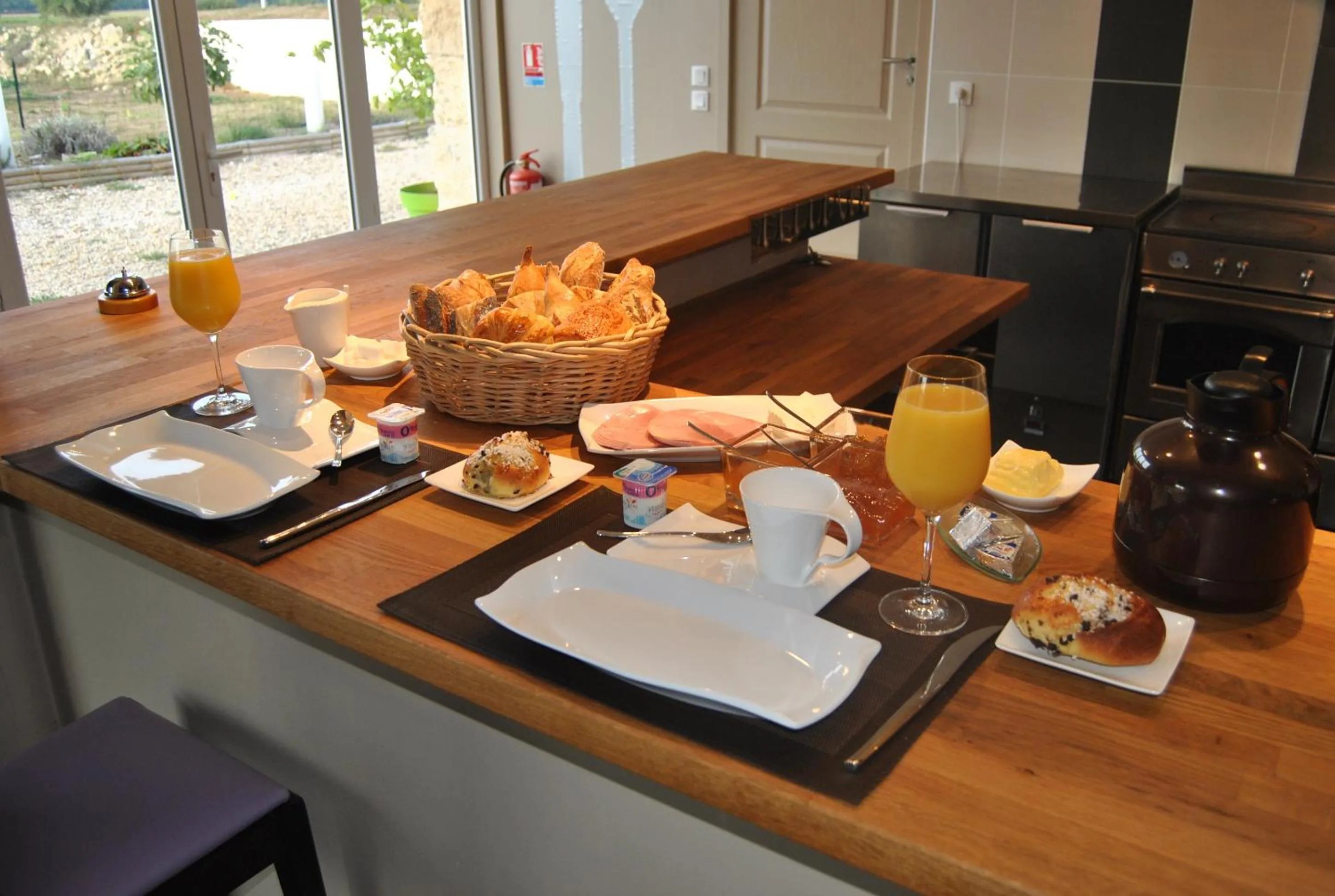 Food and drinks in La Grange de La Dupuise