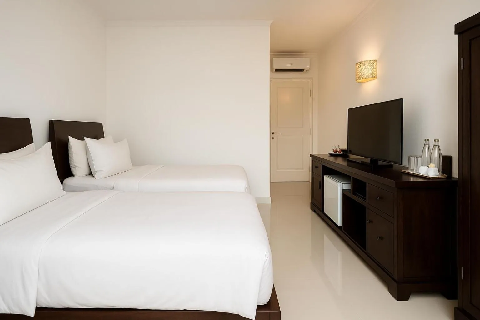Bed in Lumiere Hotel Gili Trawangan