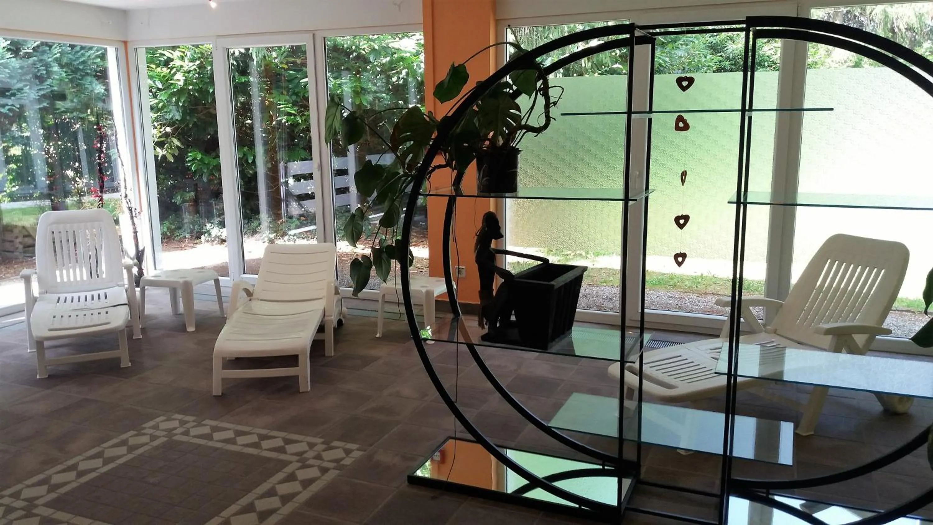 Spa and wellness centre/facilities in Land-gut-Hotel Zum alten Forsthaus - Aufladestation für Elektroautos