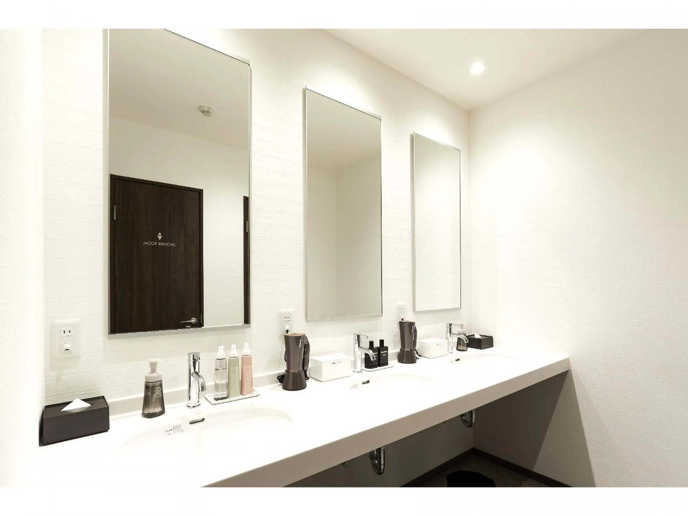 Bathroom in HOTEL THE ROCK