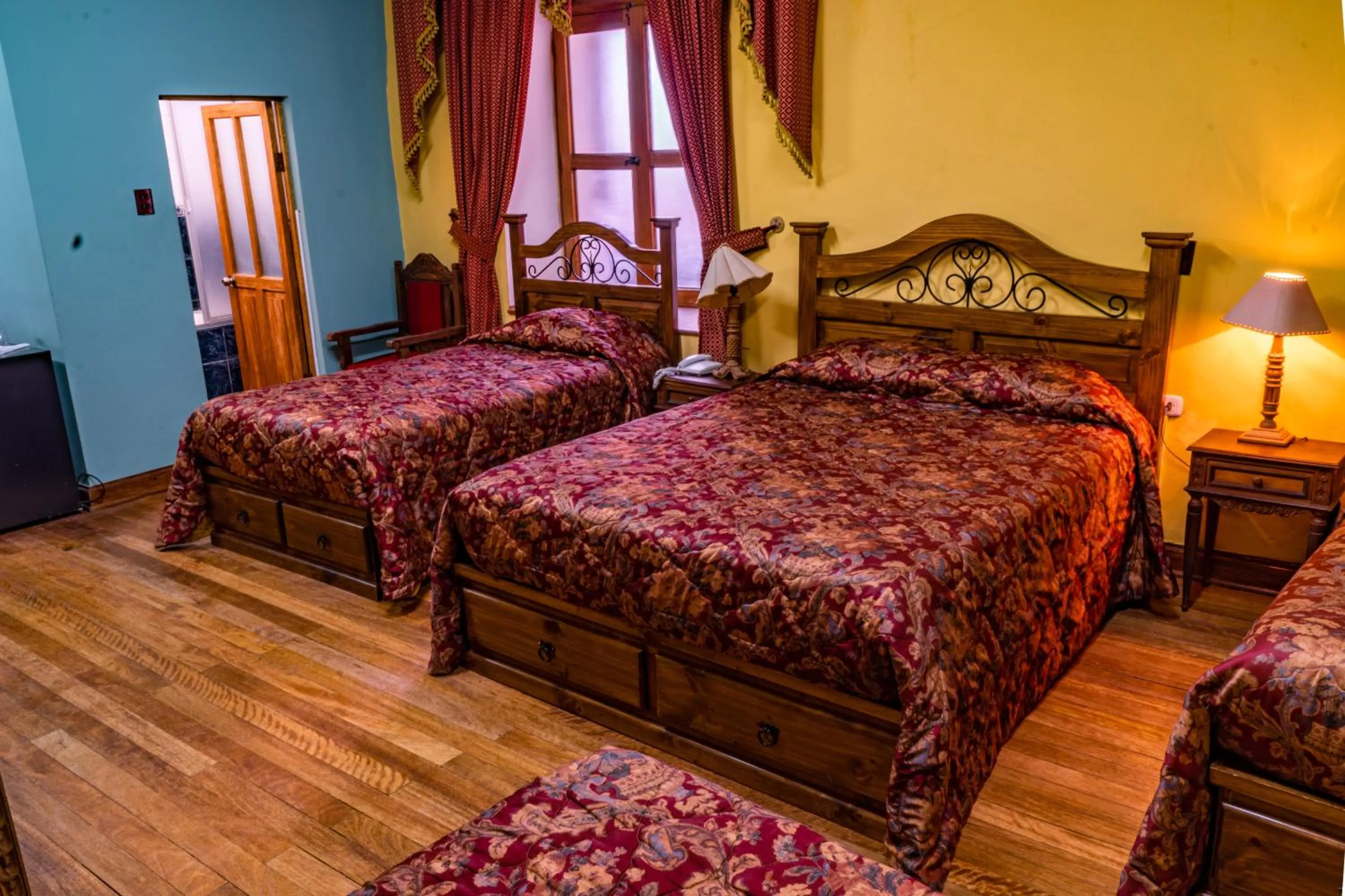 Bed in Hotel Marqueses