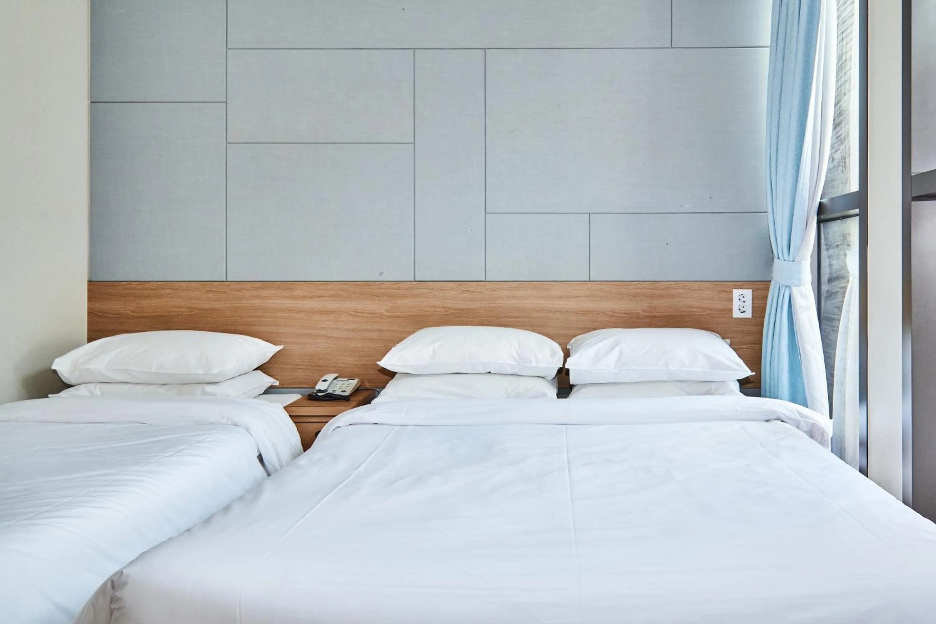 Photo of the whole room, Bed in Hotel POCO Seongsu