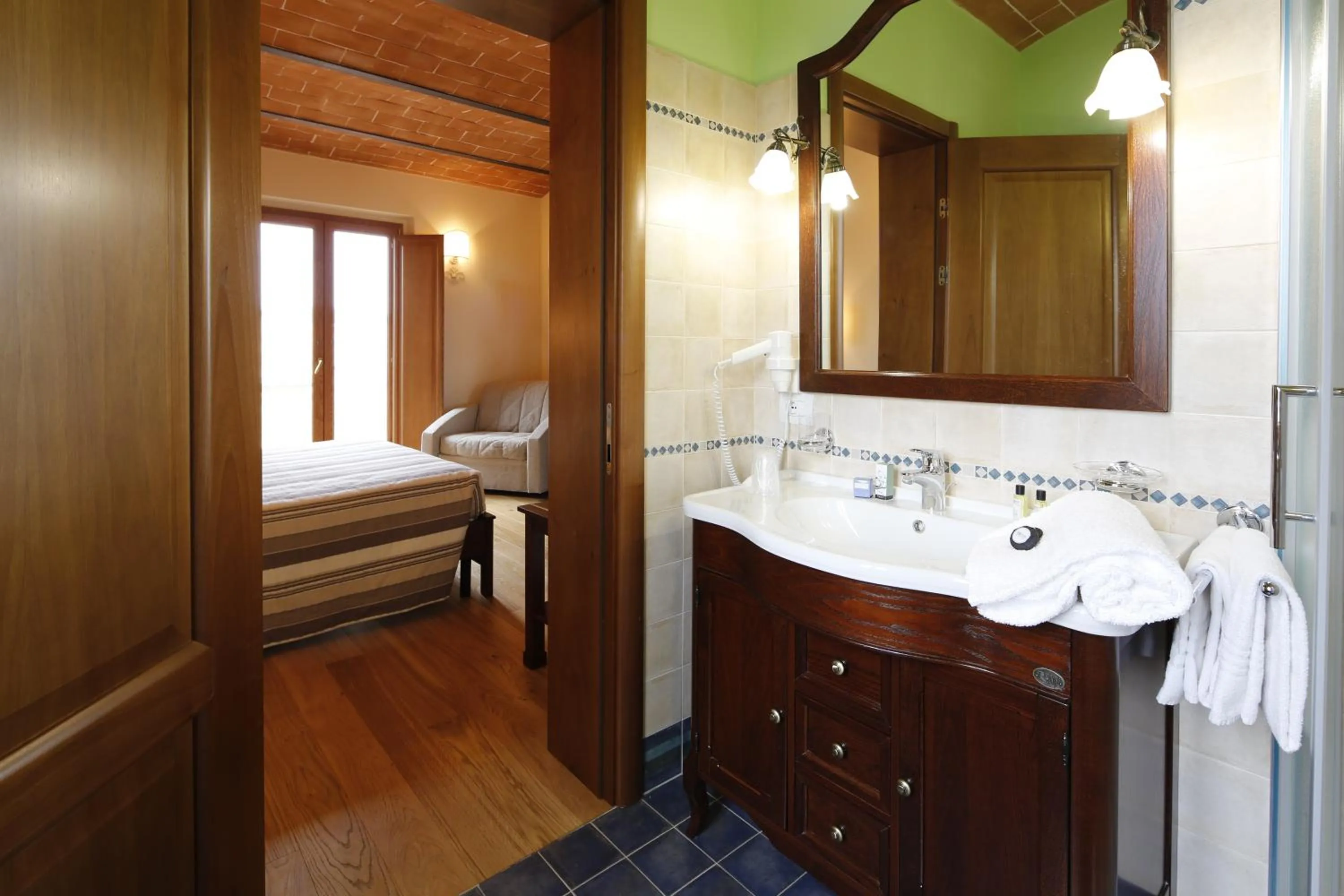 Bedroom, Bed in Agriturismo Poggio Al Tufo