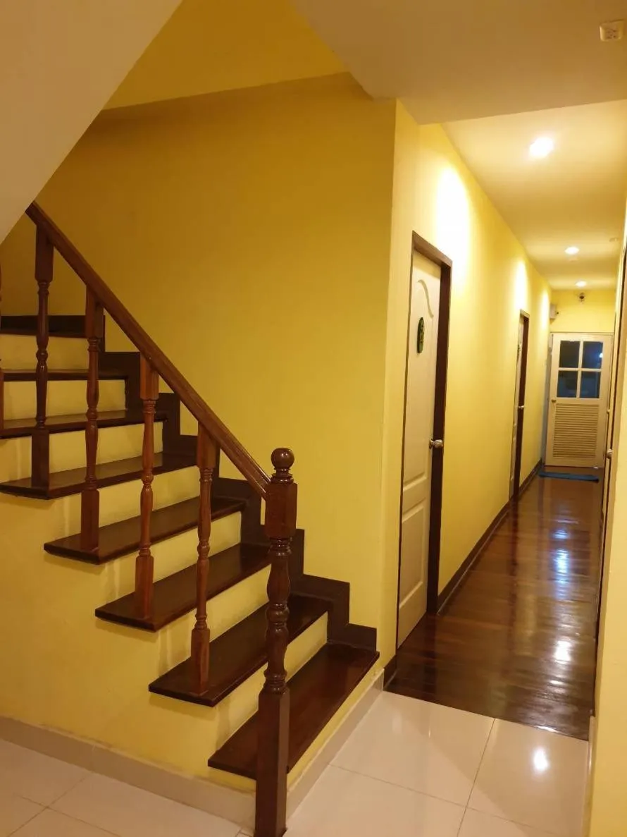 Papermoon Guesthouse