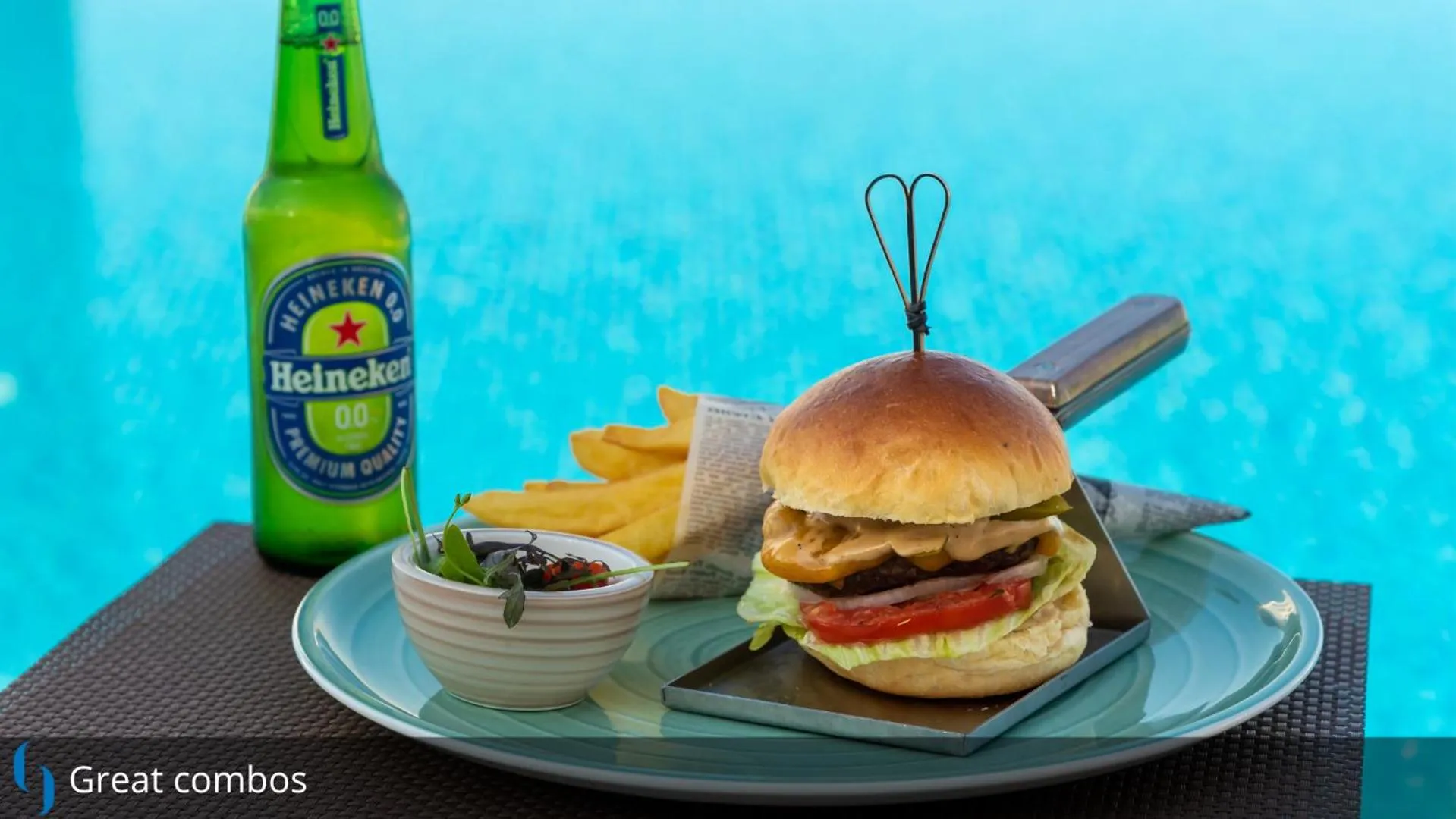 Food and drinks in Grand Cosmopolitan Hotel