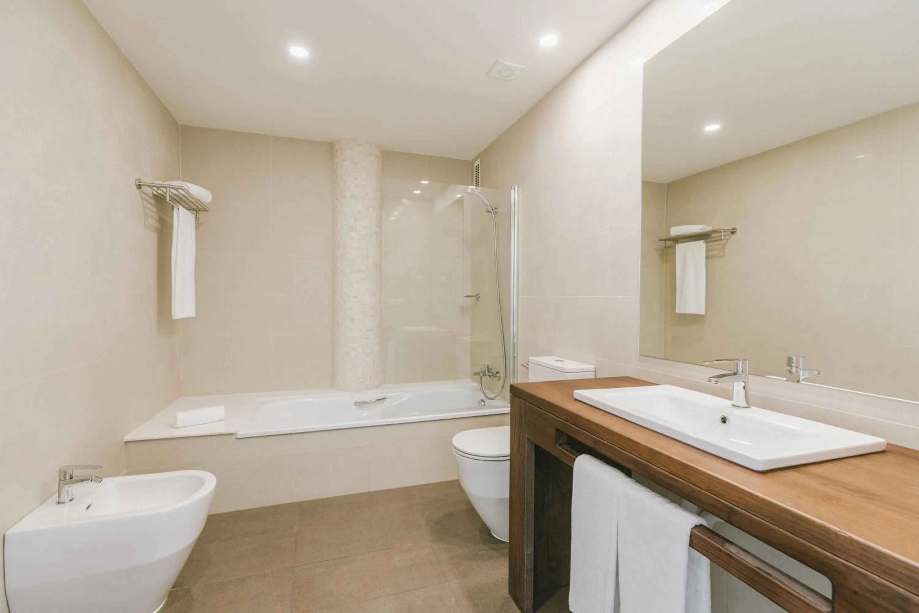 Toilet in CIM Aparthotel