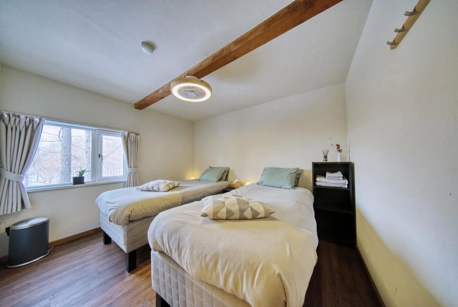 Bed in Japan Snowsports