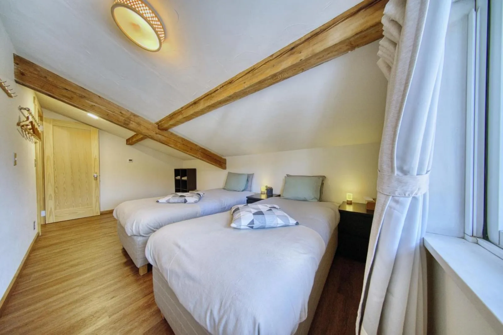 Bed in Japan Snowsports