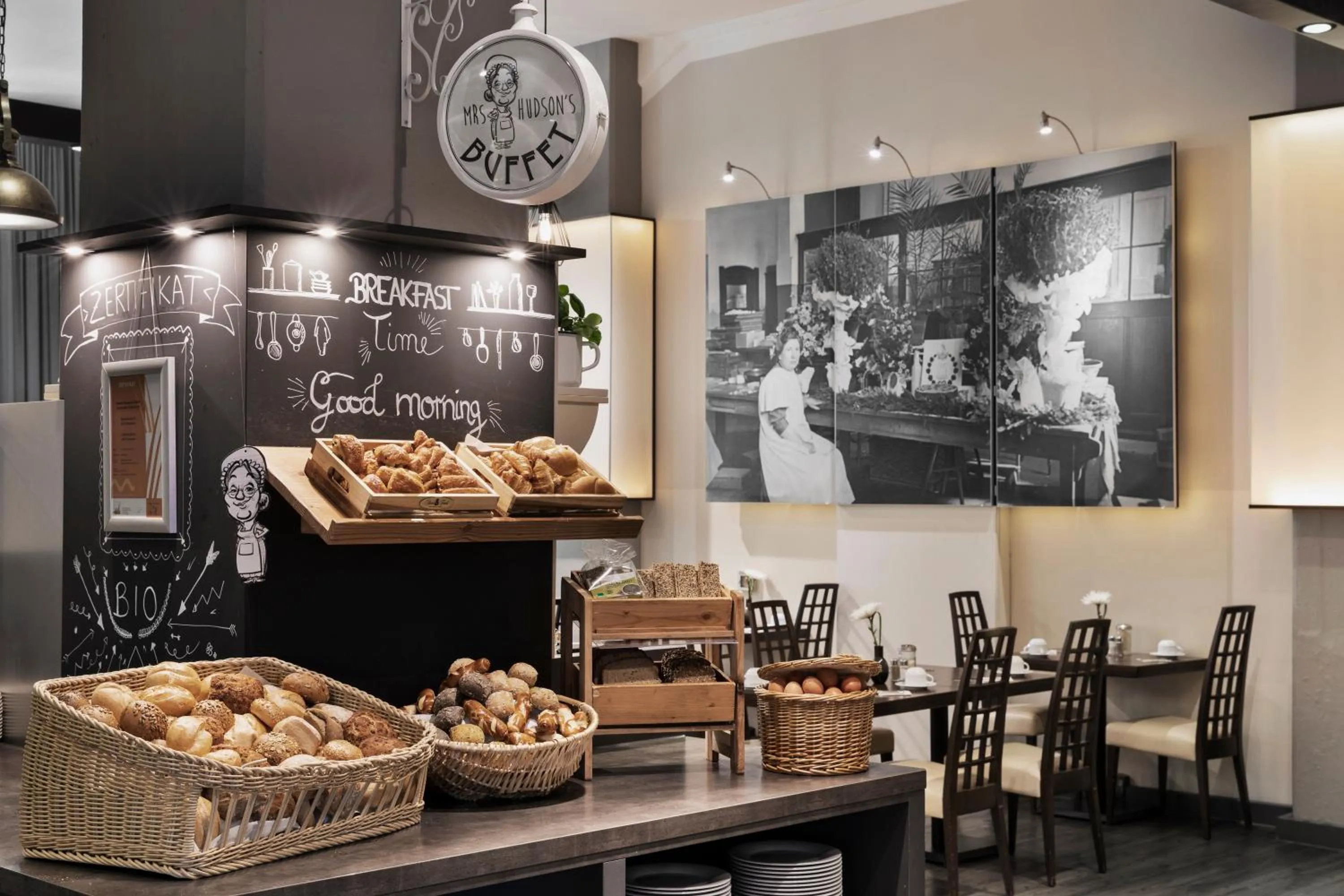 Restaurant/places to eat in Gästeresidenz Pelikan Viertel Hannover