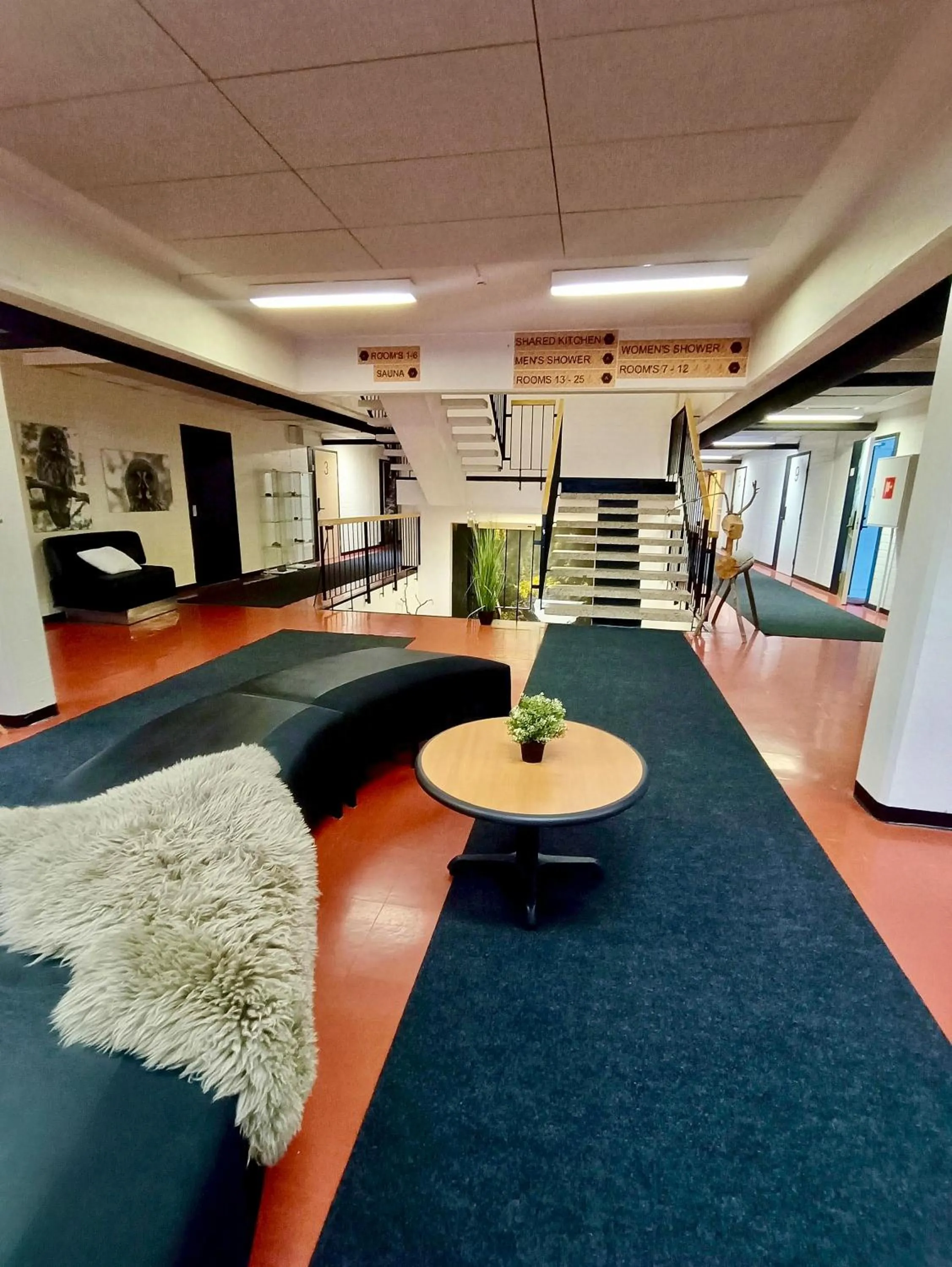 Goiglo Hotel & Hostel