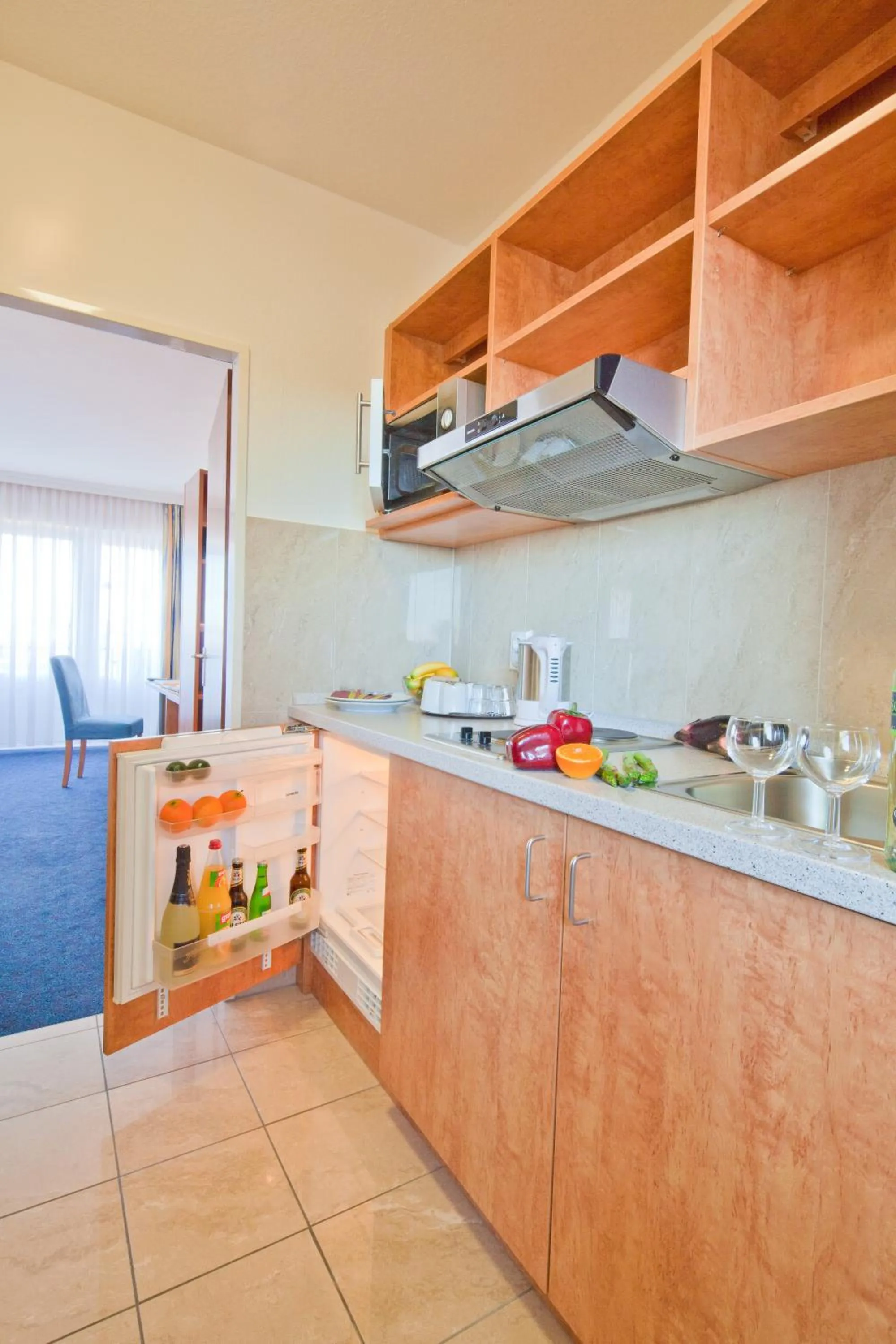 Kitchen or kitchenette in Apartment-Hotel Hamburg Mitte