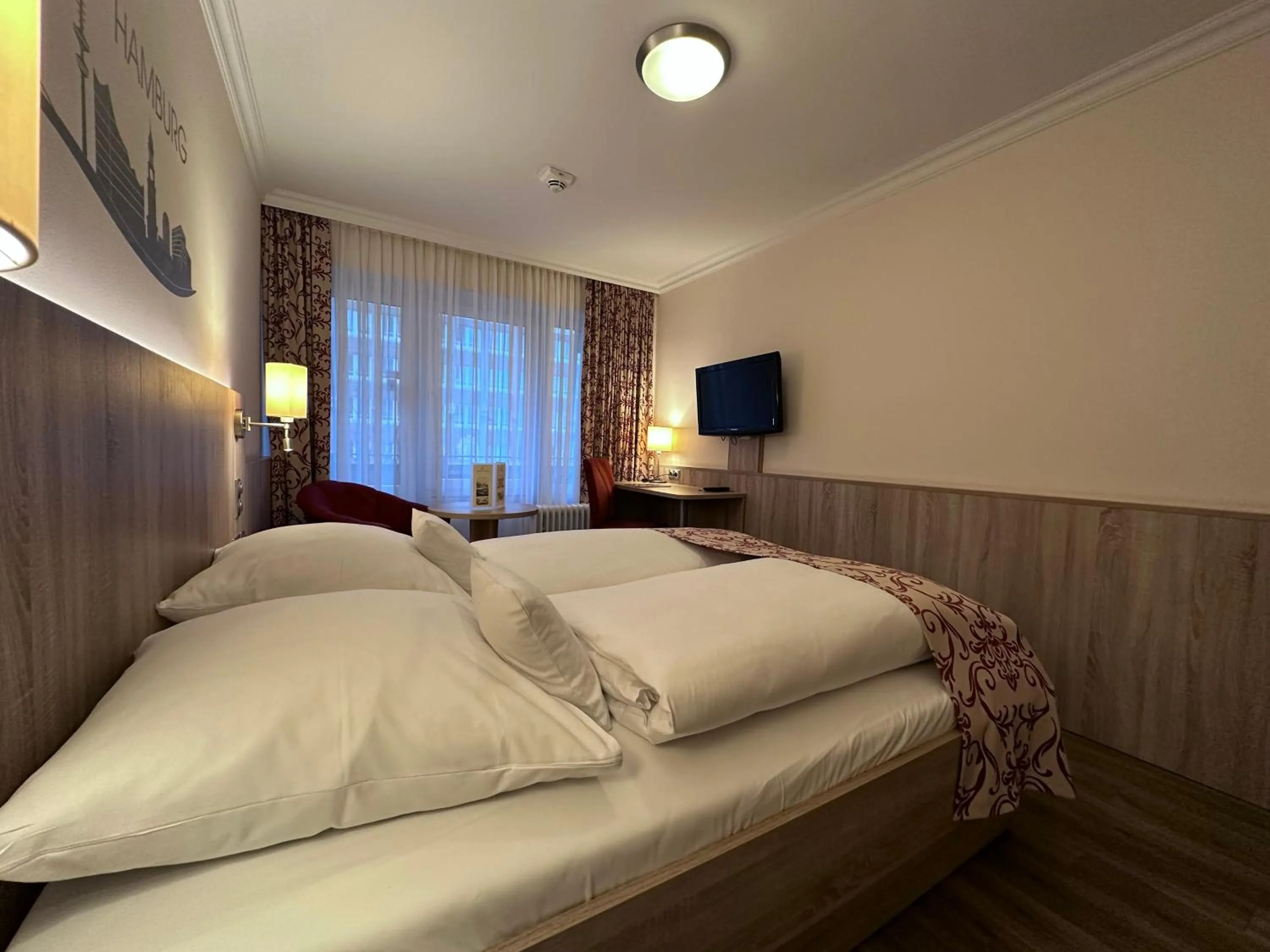 Bed in Apartment-Hotel Hamburg Mitte