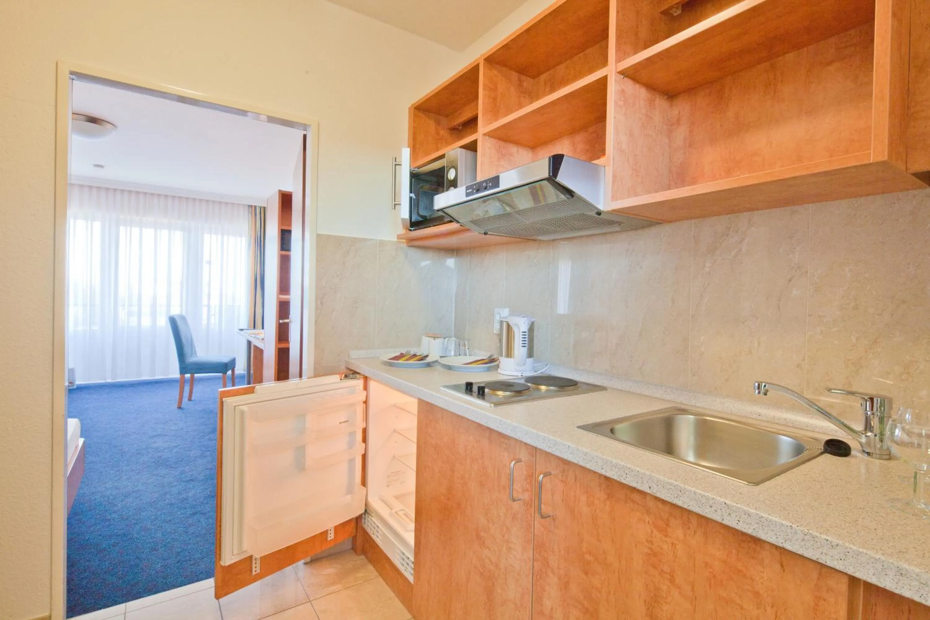 Kitchen or kitchenette in Apartment-Hotel Hamburg Mitte