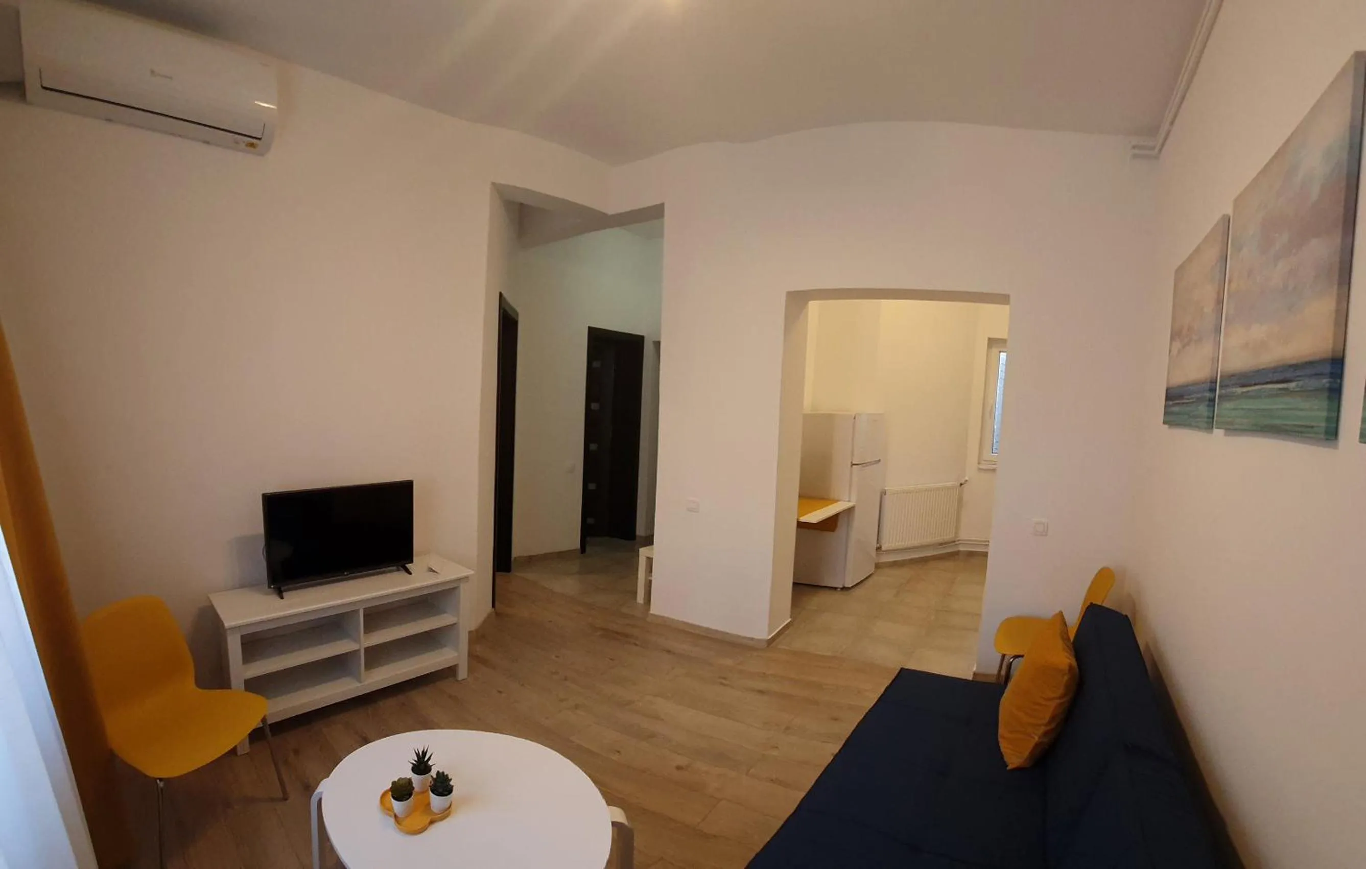 Living room in Casa Florescu 13