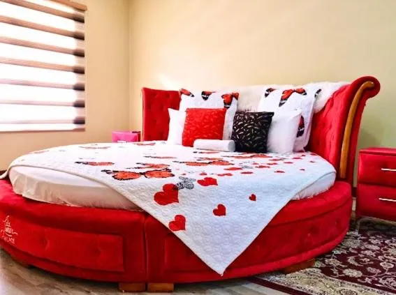 Bed in Lauren Palace Guest House