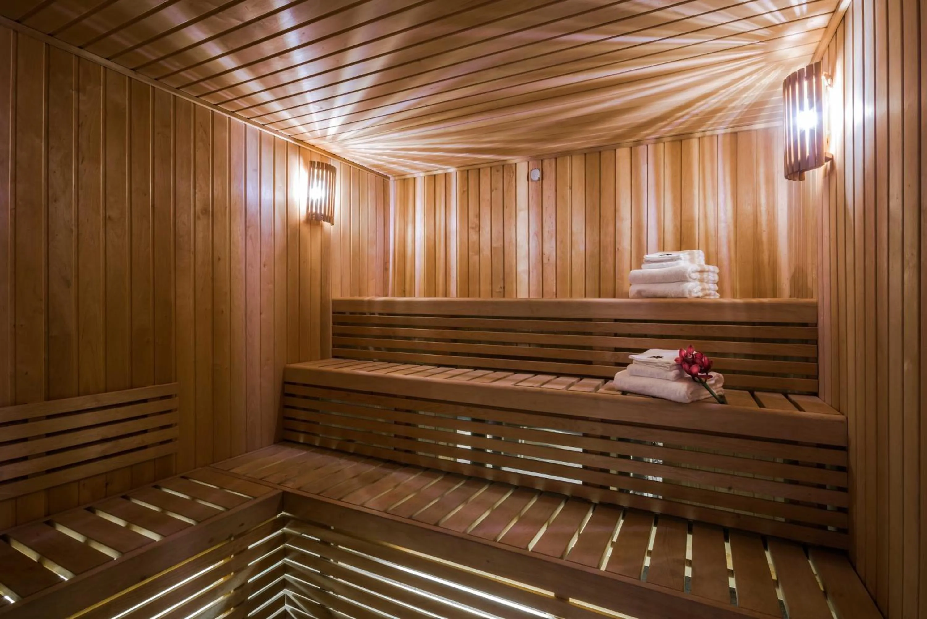 Sauna in Narcissus Al Hamra Hotel Jeddah