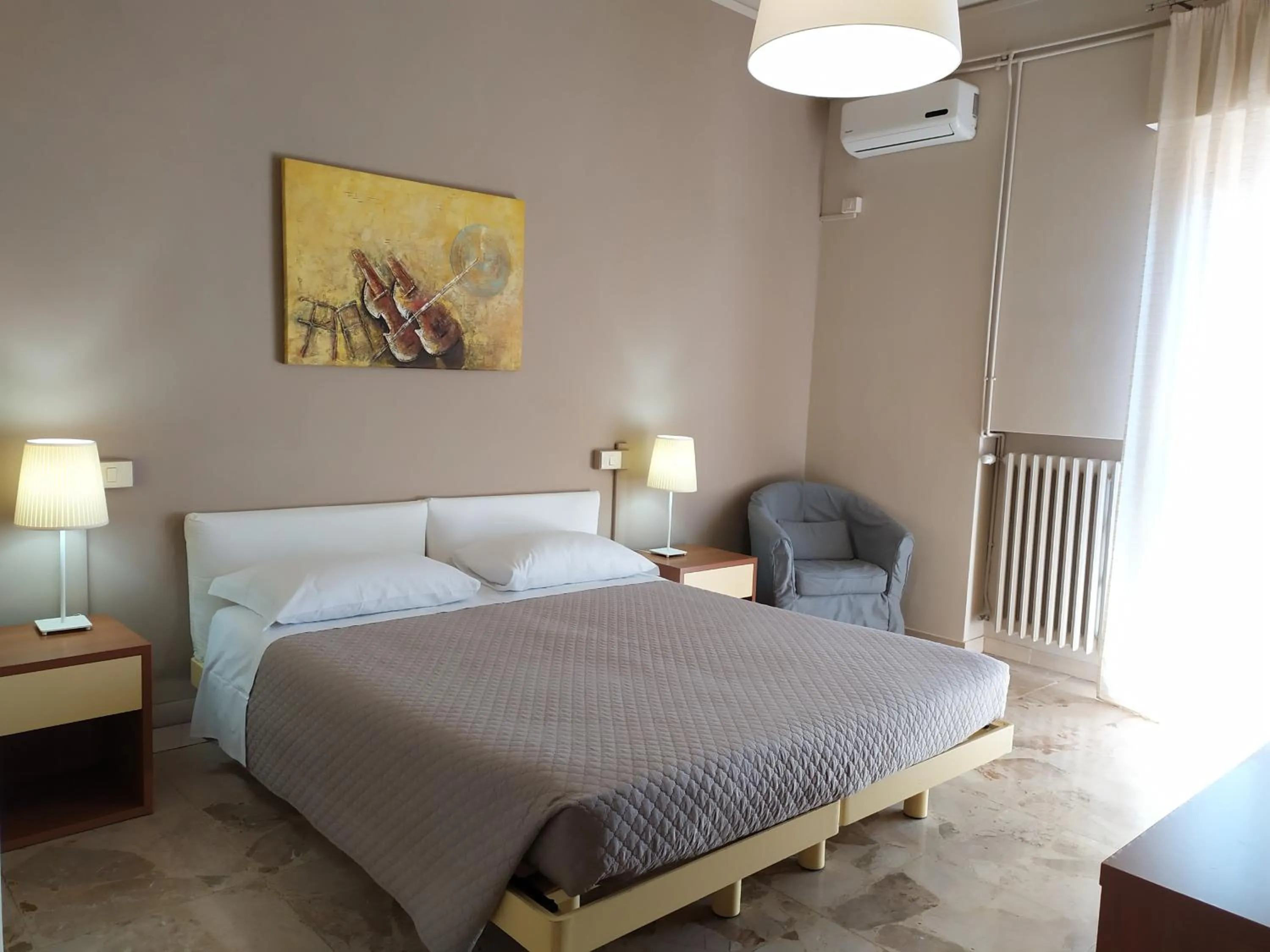 Photo of the whole room, Bed in B&B Cameracaffè Centro