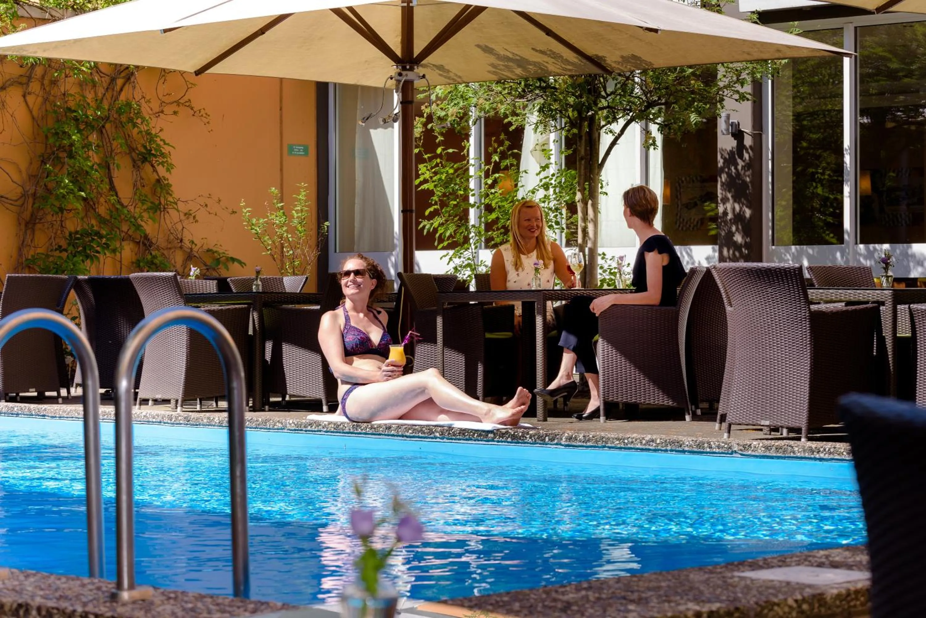 Swimming pool in Mercure Hotel Berlin City West