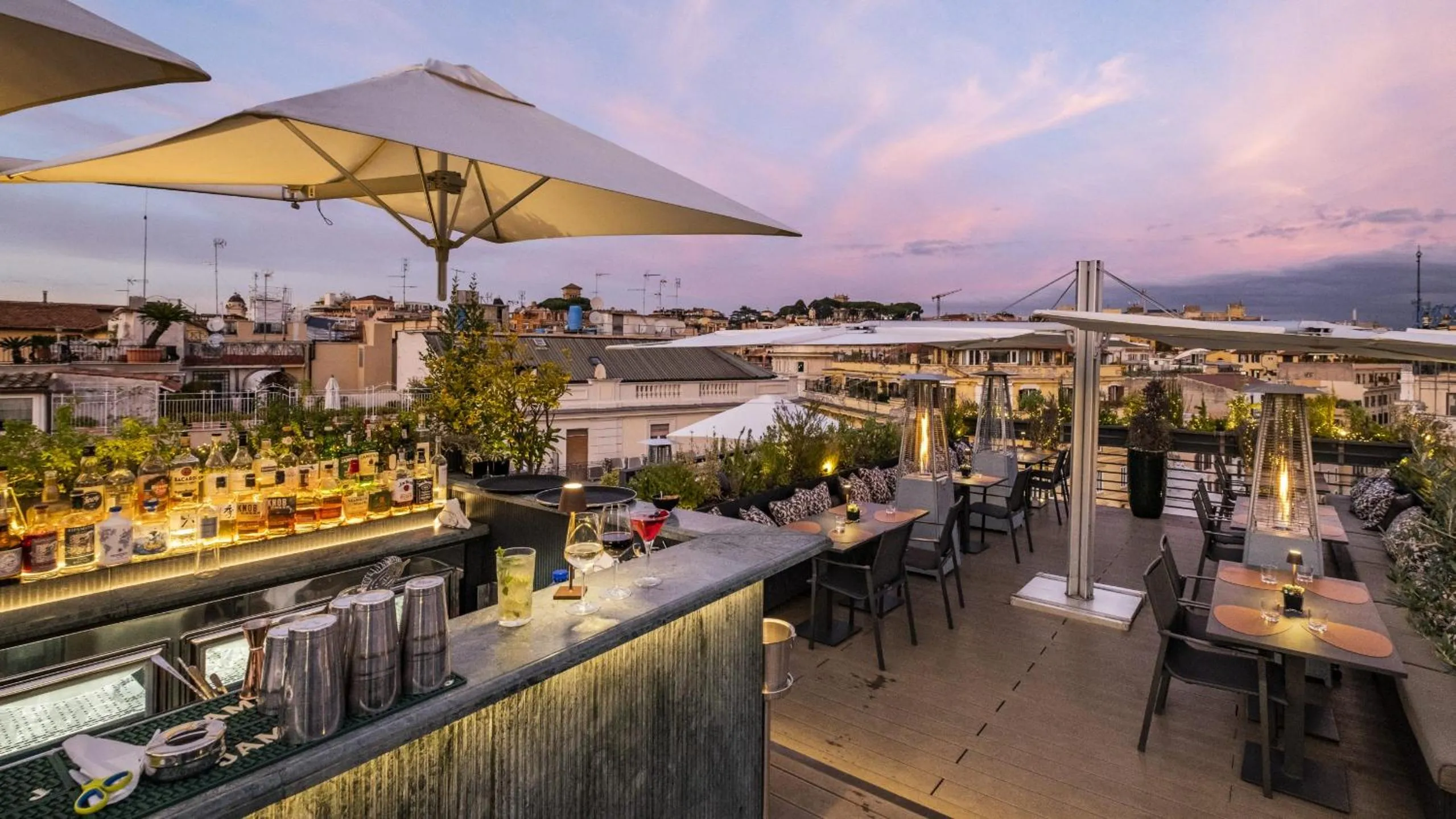 Balcony/Terrace in U-Visionary Roma Hotel