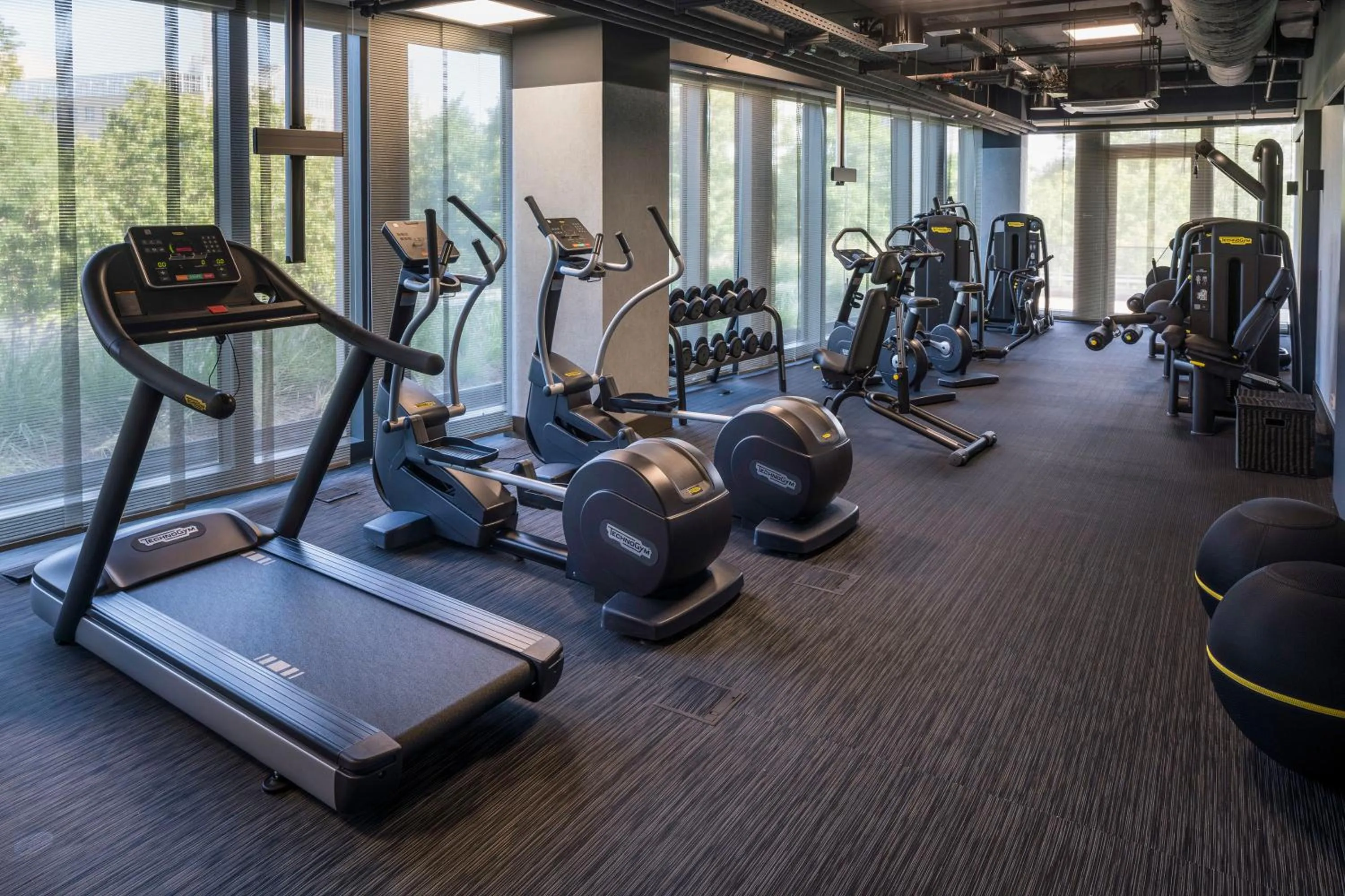 Fitness centre/facilities in Meliá Frankfurt City