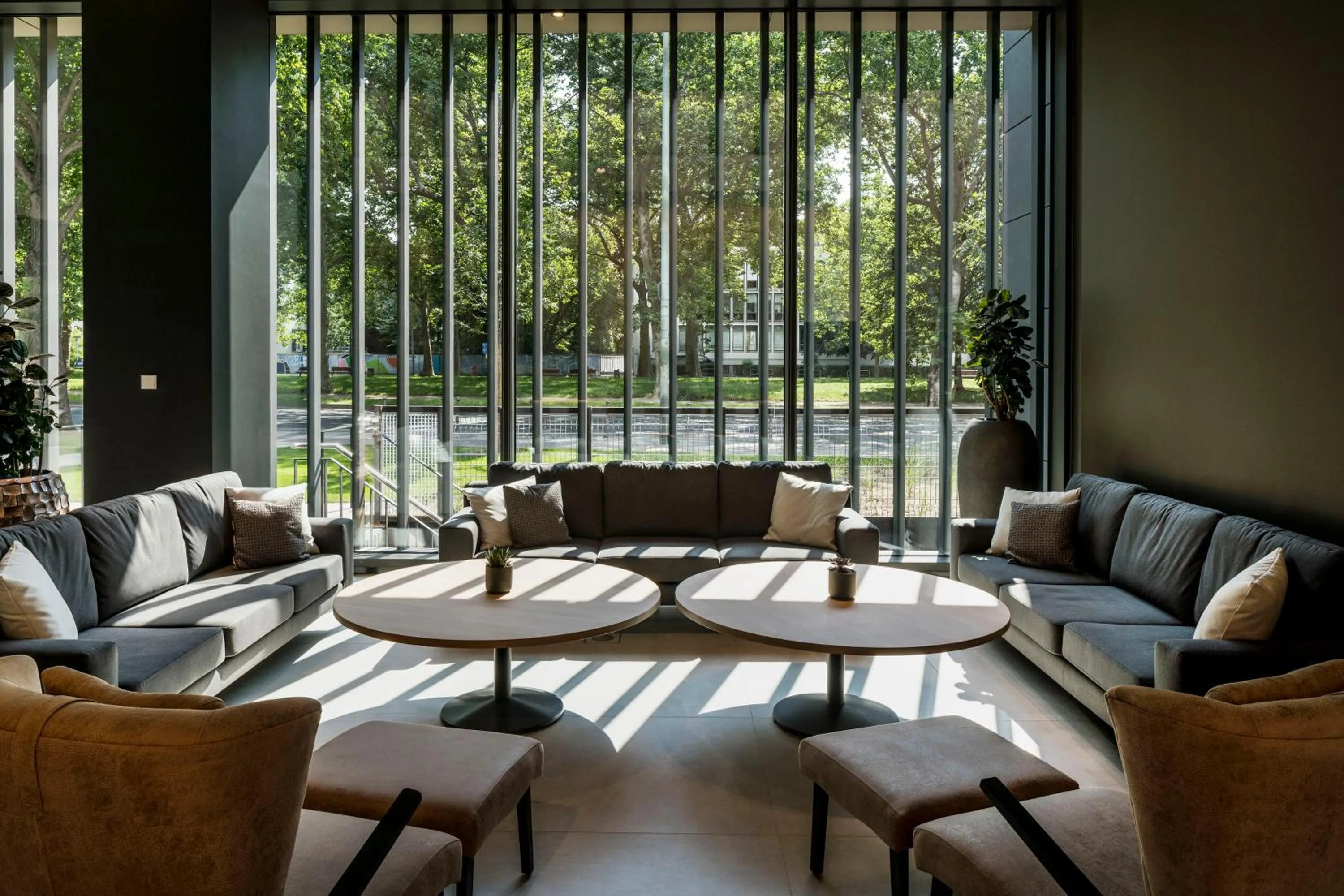 Lobby or reception in Meliá Frankfurt City