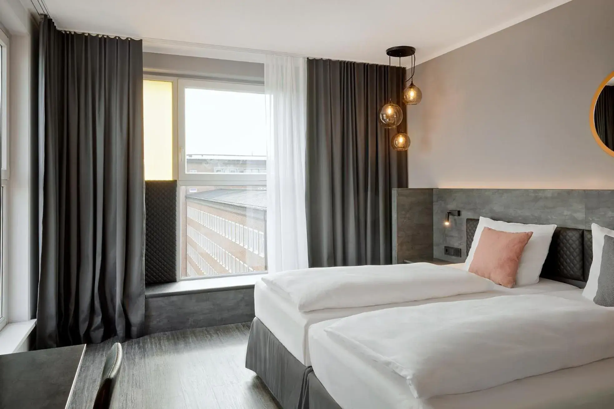 Feelgood Doppelzimmer - single occupancy in THE SCOTTY Hotel Hamburg Feelgood Doppelzimmer - single occupancy in THE SCOTTY Hotel Hamburg