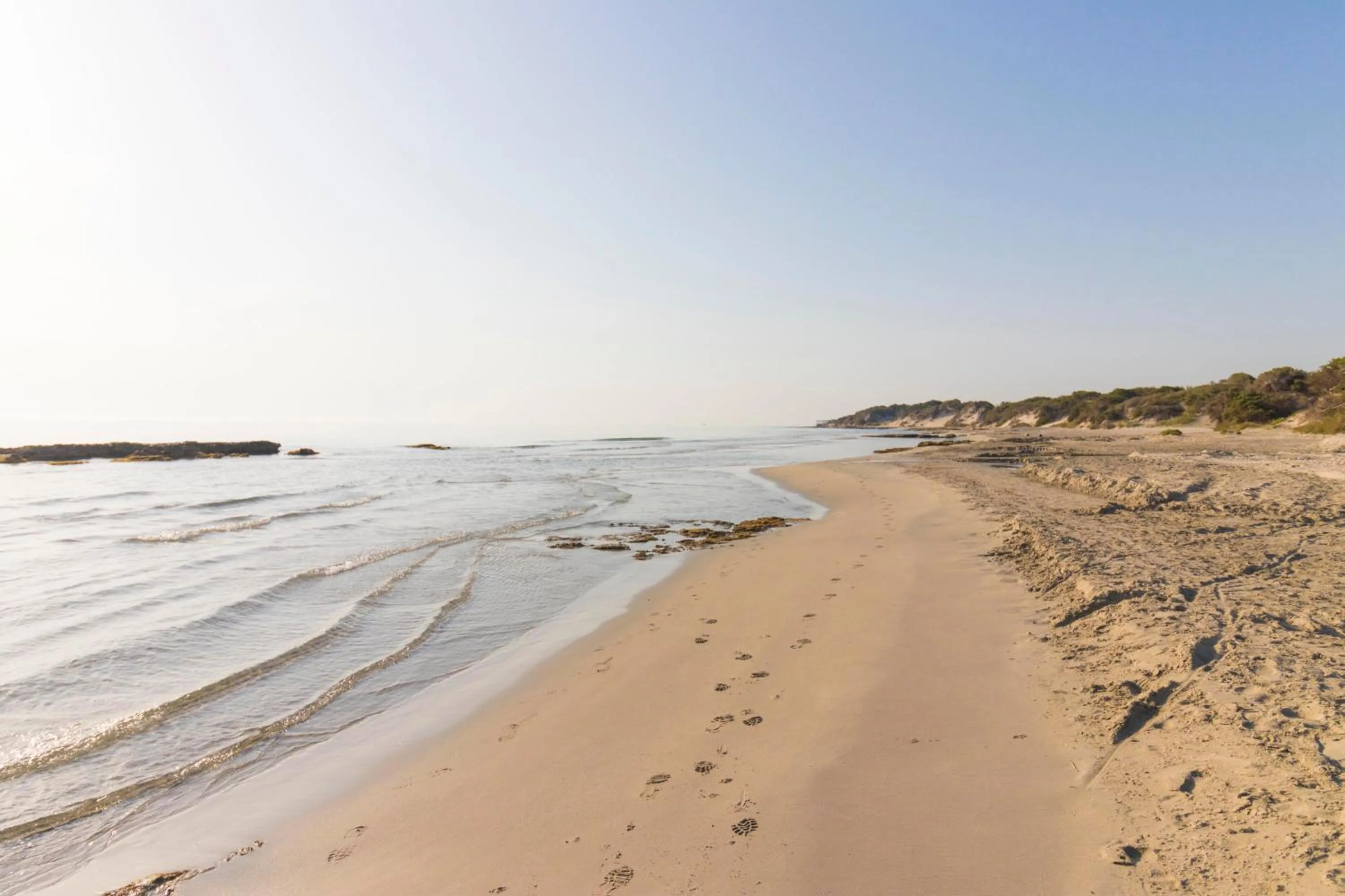 Modern Holiday Apartment With Wi-fi, Air Conditioning And Balcony; Pets Allowed