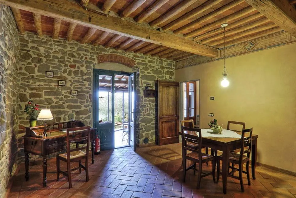 Dining area in Casa Vacanze La Porta