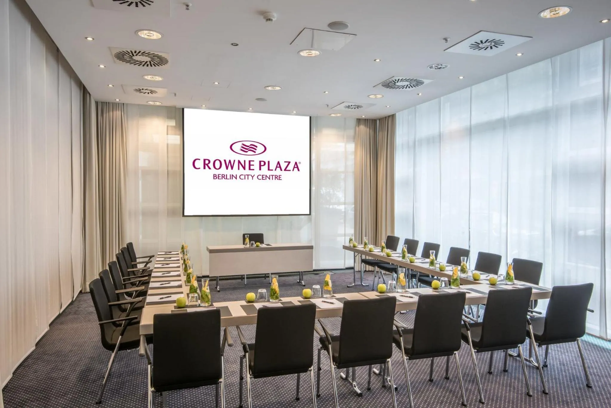 Meeting/conference room in Crowne Plaza Berlin City Centre Ku'damm by IHG