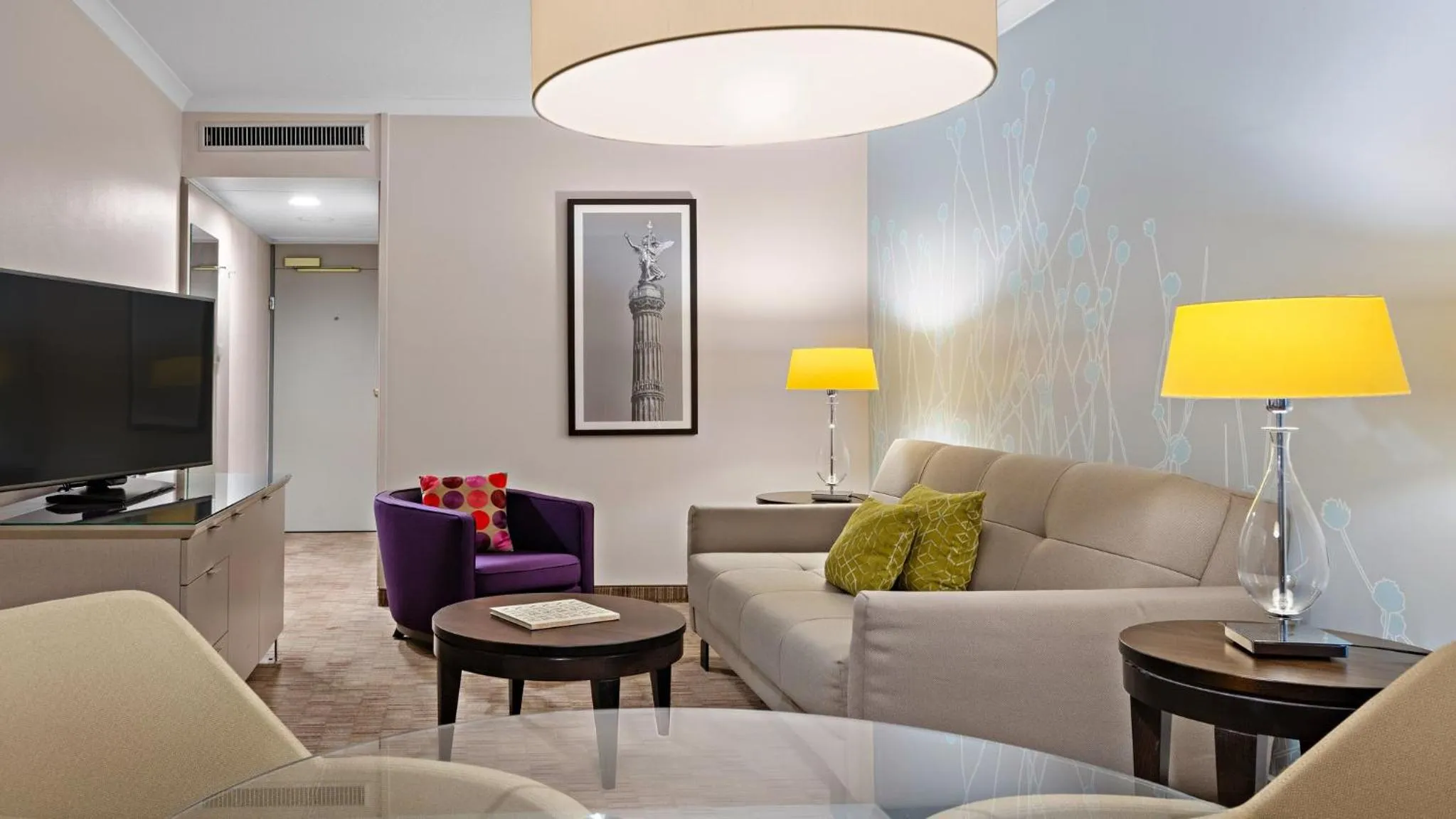 Bedroom in Crowne Plaza Berlin City Centre Ku'damm by IHG