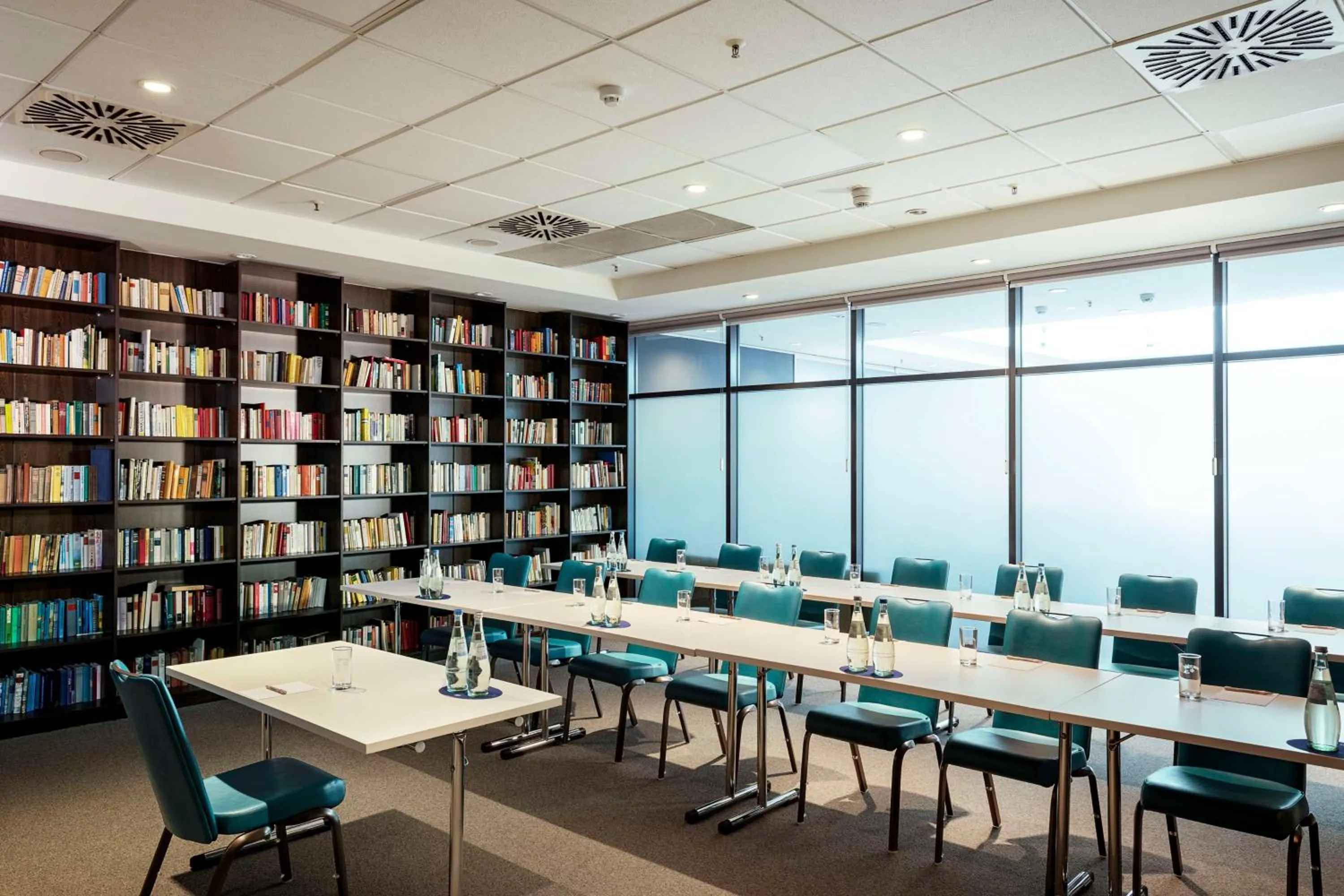 Meeting/conference room in NH Berlin Alexanderplatz