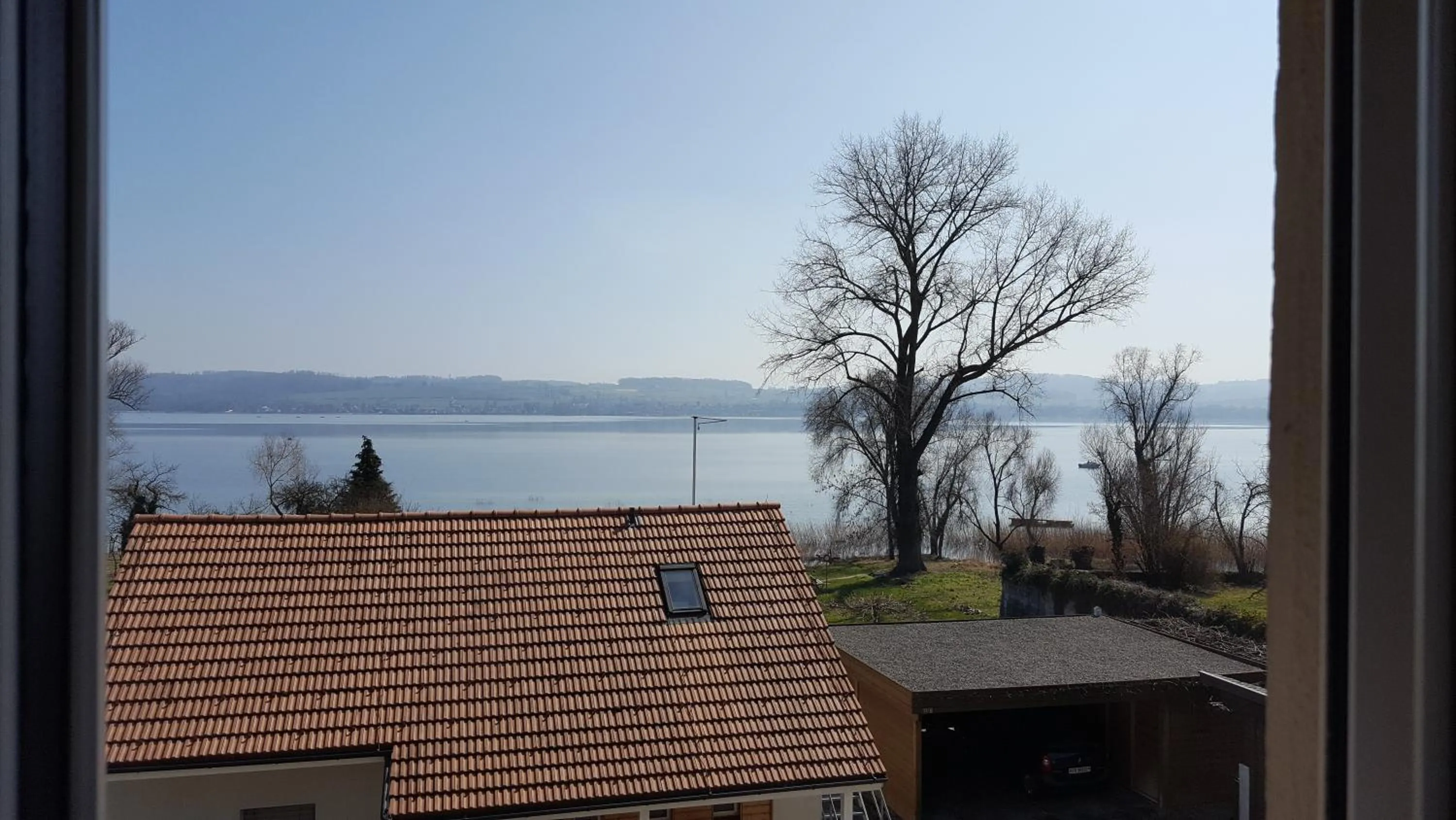 Lake view in Hôtel Restaurant Cave Bel-Air