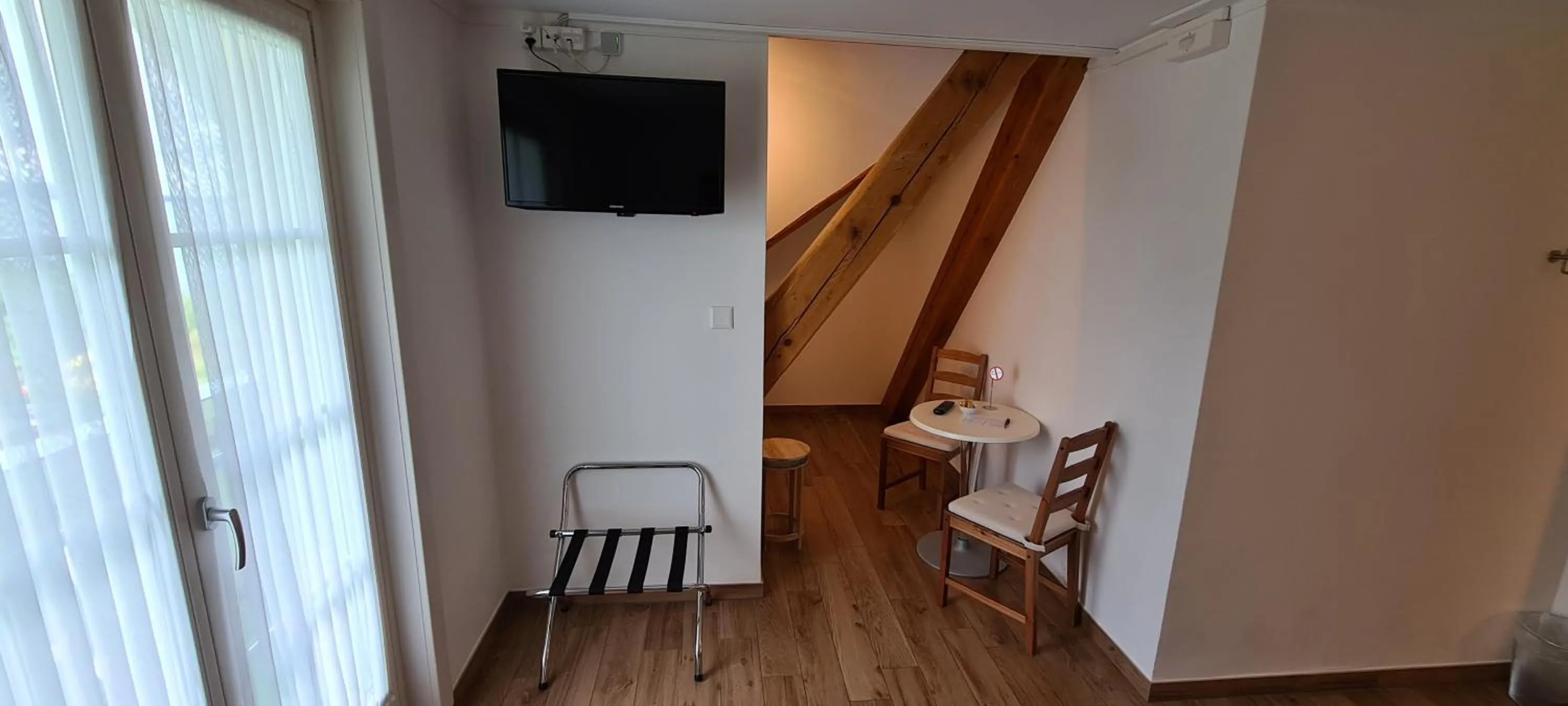 Bedroom, Bed in Hôtel Restaurant Cave Bel-Air