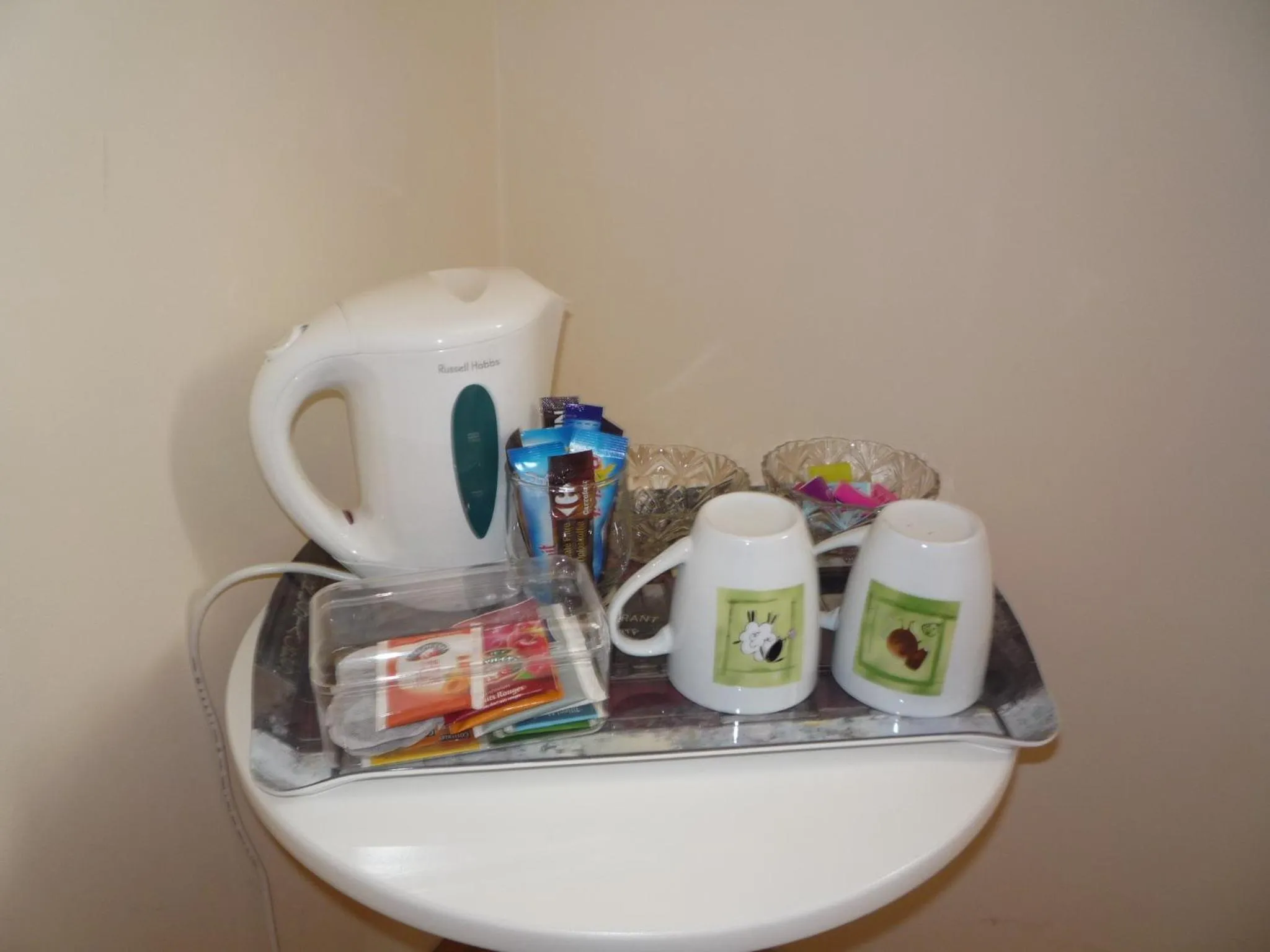 Coffee/tea facilities in Chambres d'Hôtes La Chouette