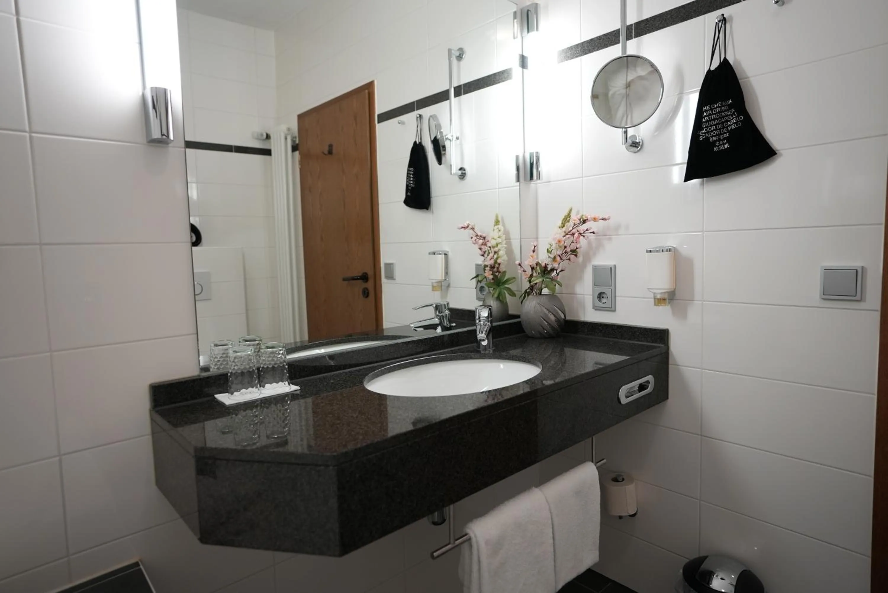 Bathroom in UNO Hotel Posthof Saarlouis