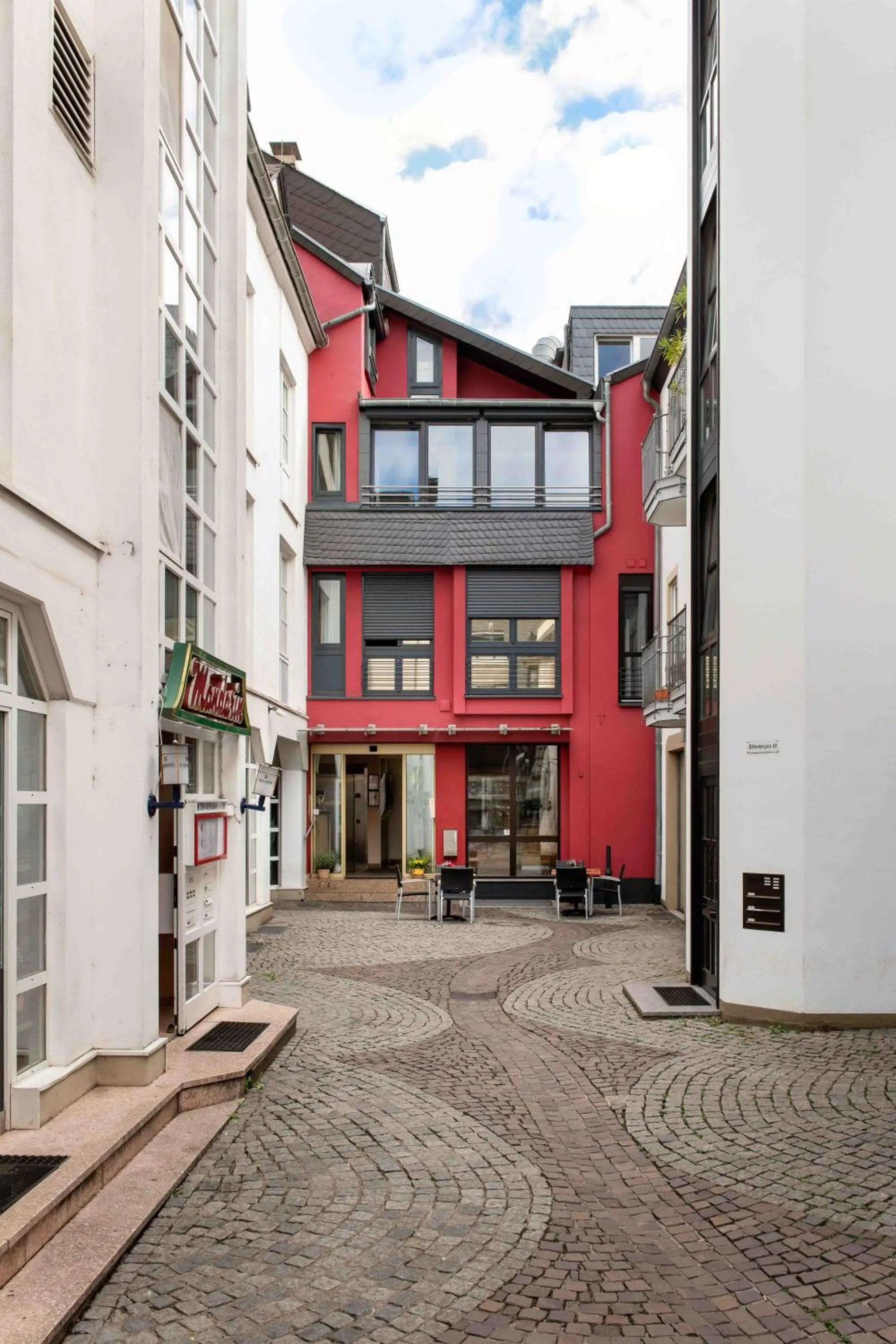 Property building in UNO Hotel Posthof Saarlouis