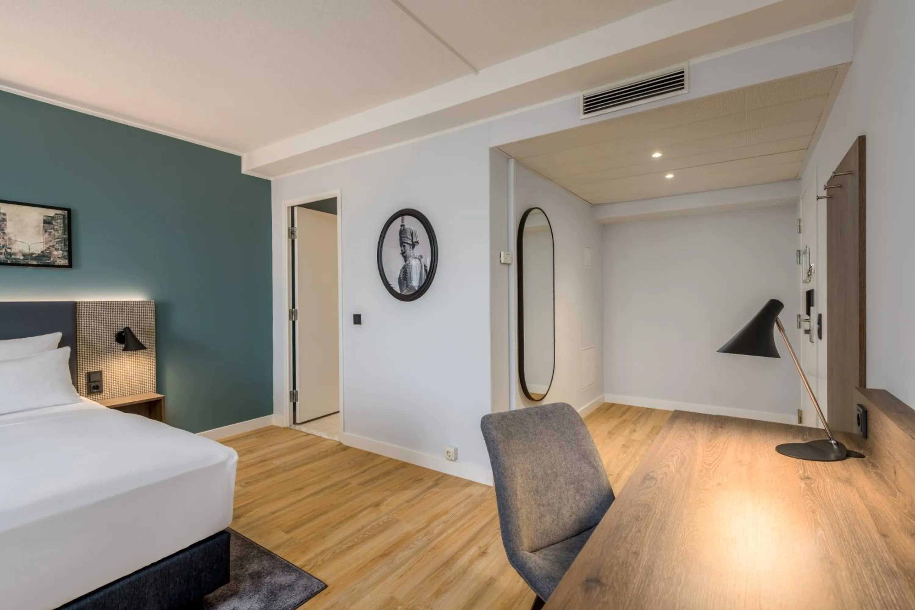 Bedroom, Bed in Mercure Hannover Oldenburger Allee