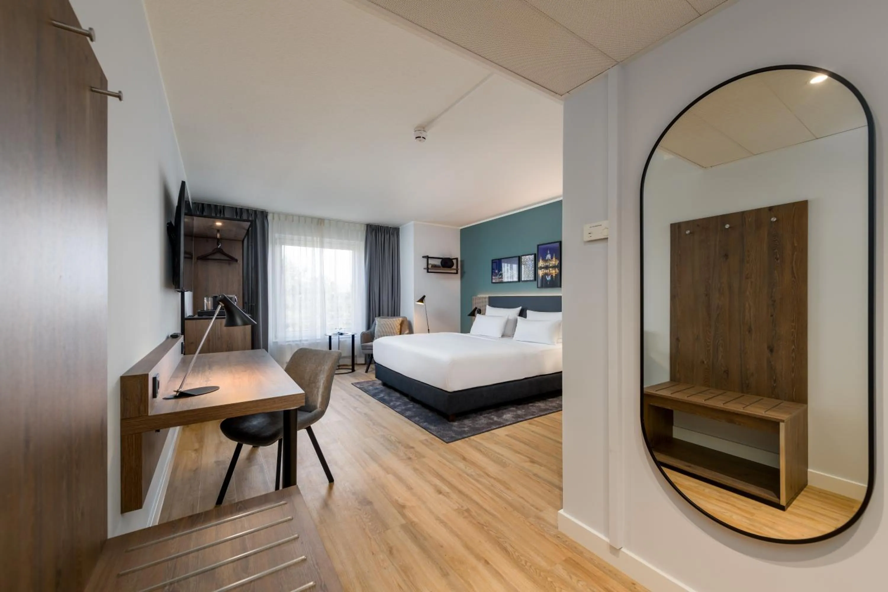 Bedroom, Bed in Mercure Hannover Oldenburger Allee