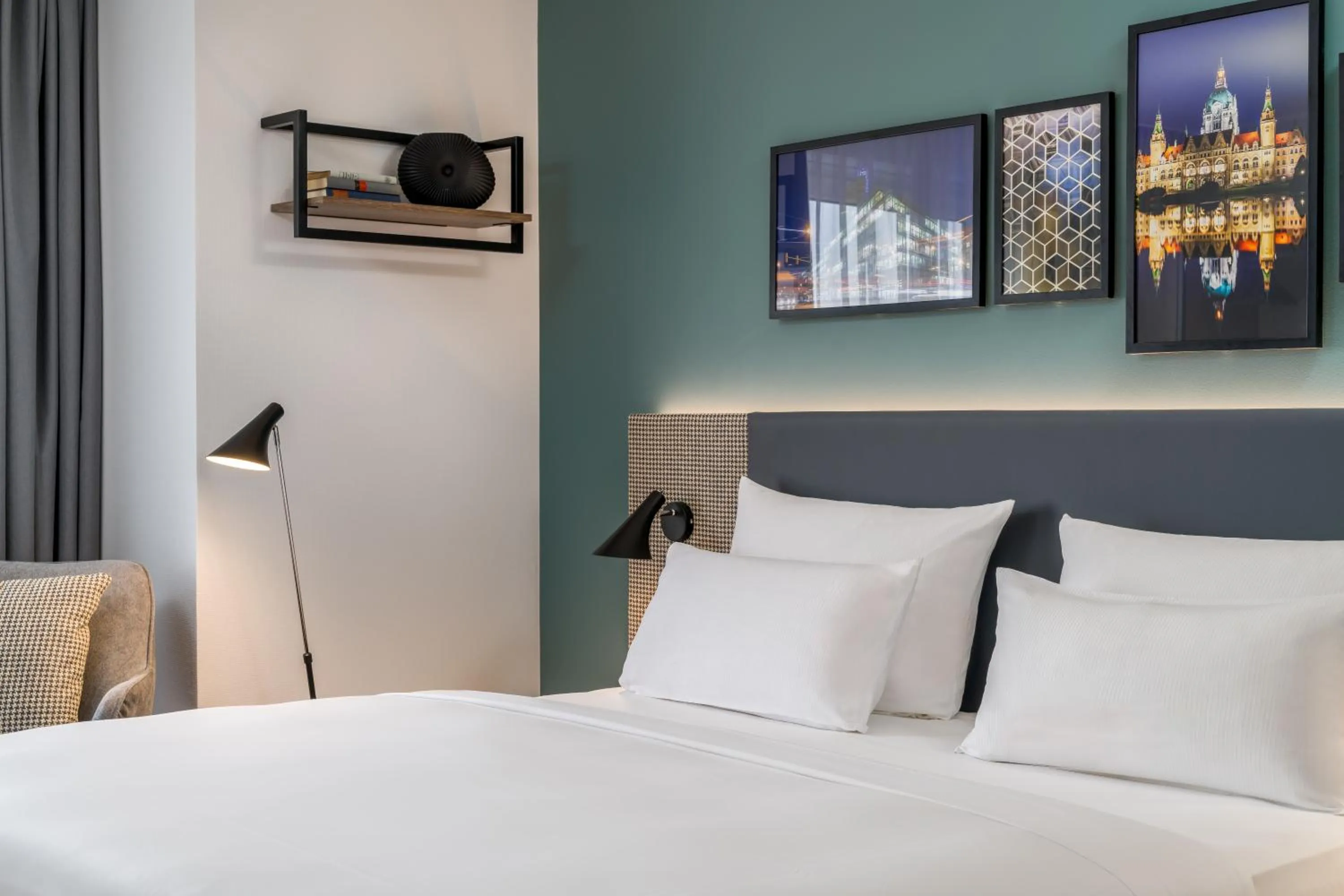 Bed in Mercure Hannover Oldenburger Allee