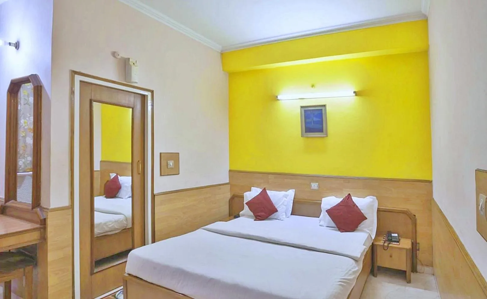 Bedroom, Bed in Hotel DiDi International