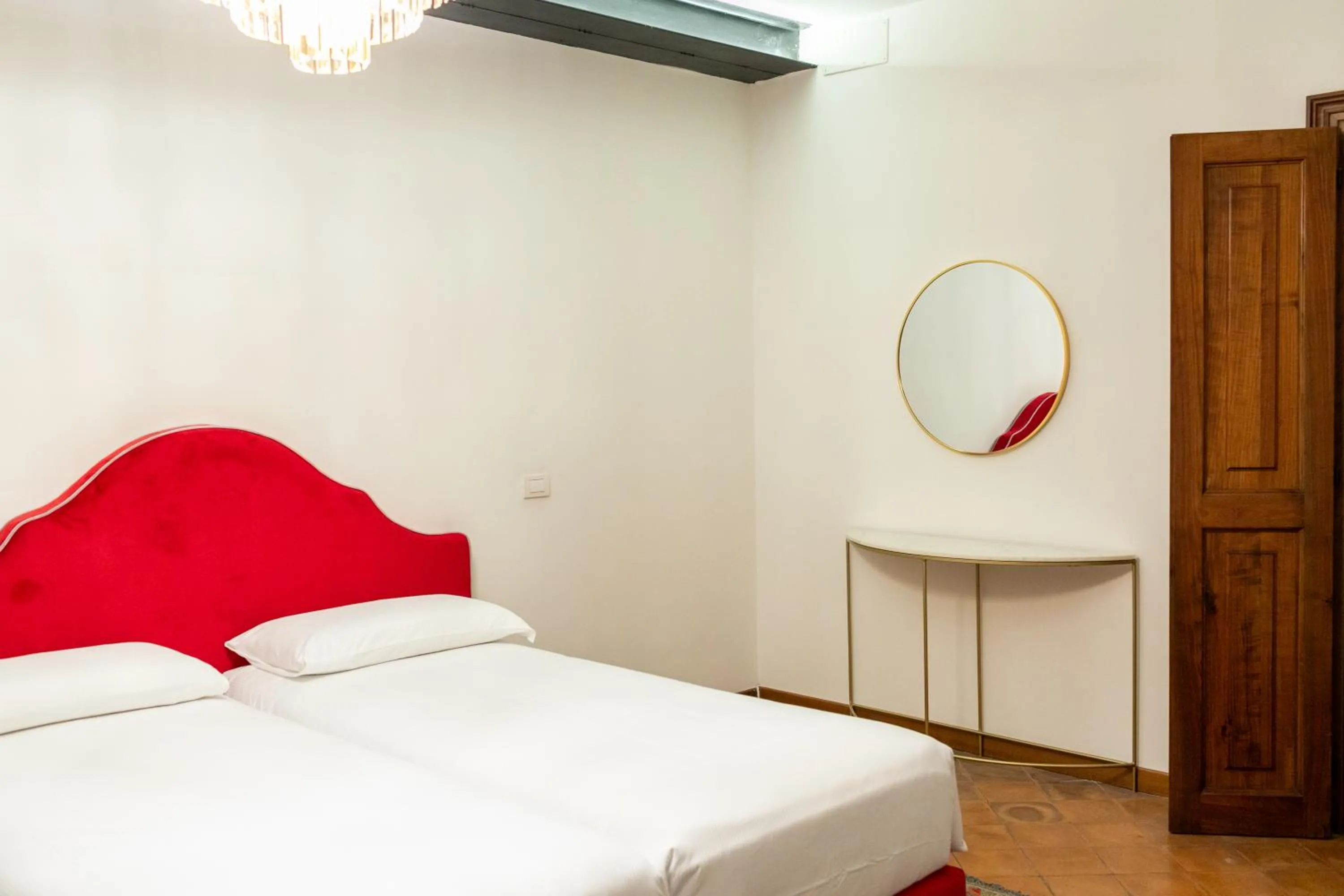 Bedroom, Bed in Incentrum