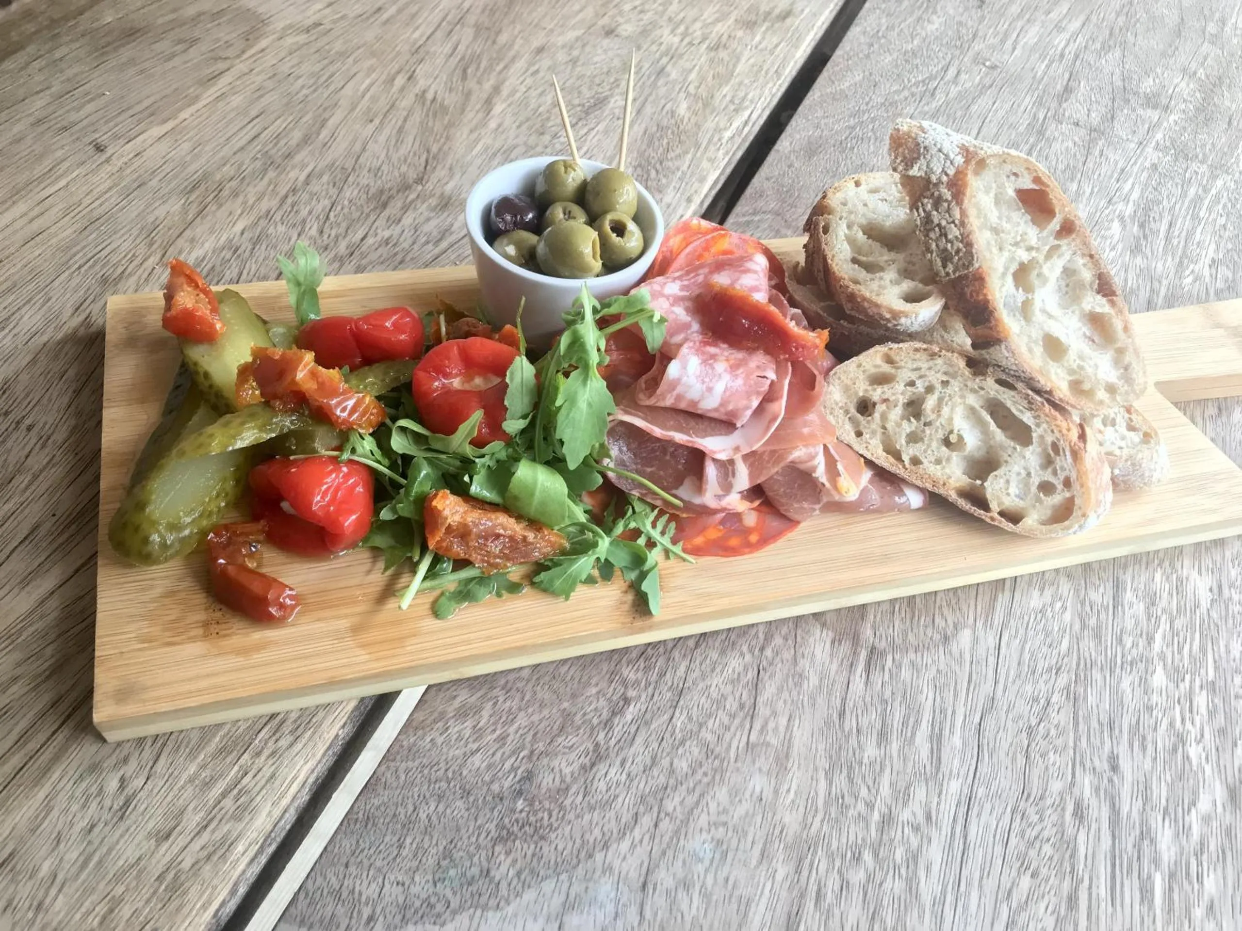 Food and drinks in Kings Head Low House