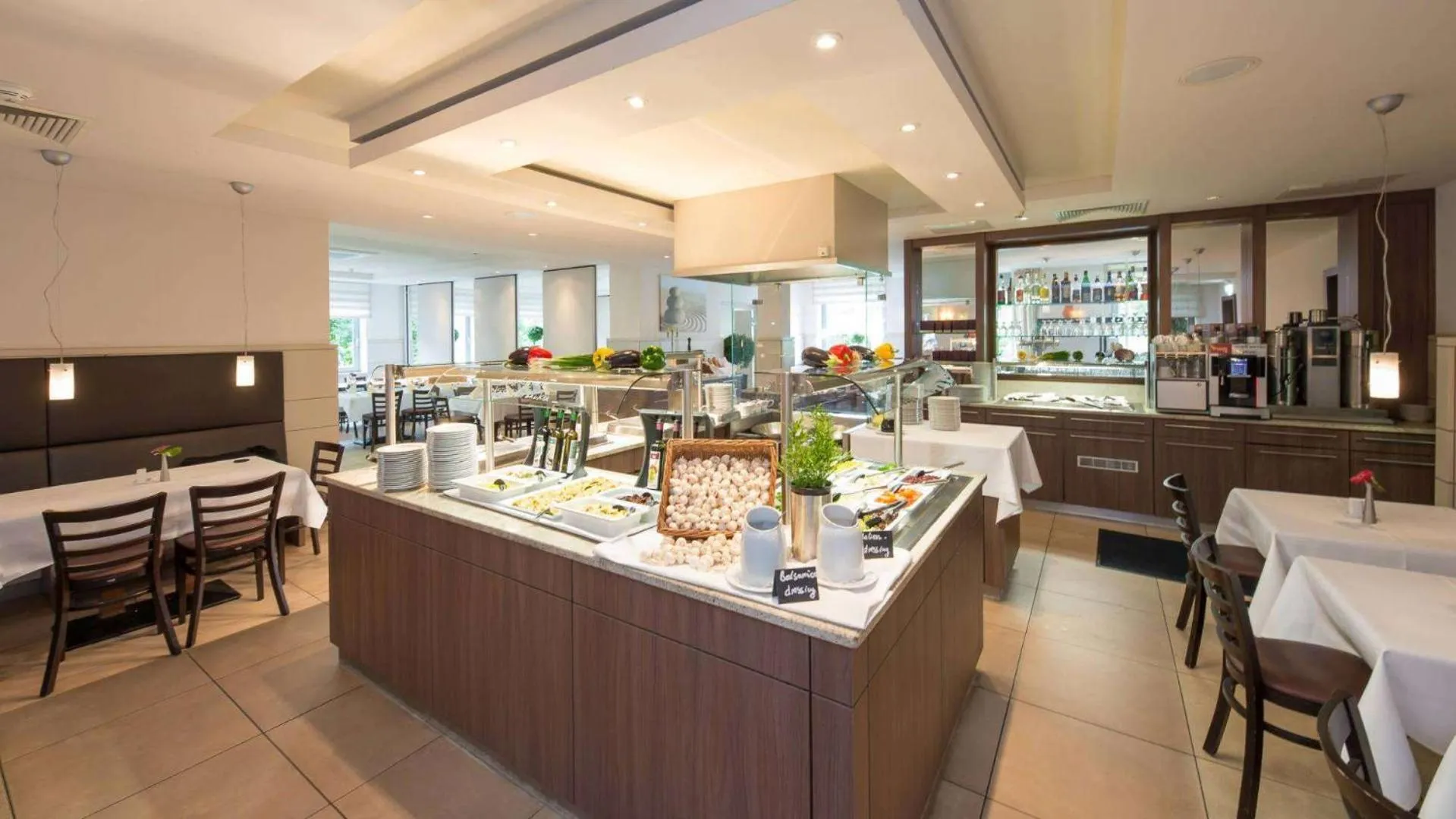 Restaurant/places to eat in Median Hotel Hannover Lehrte