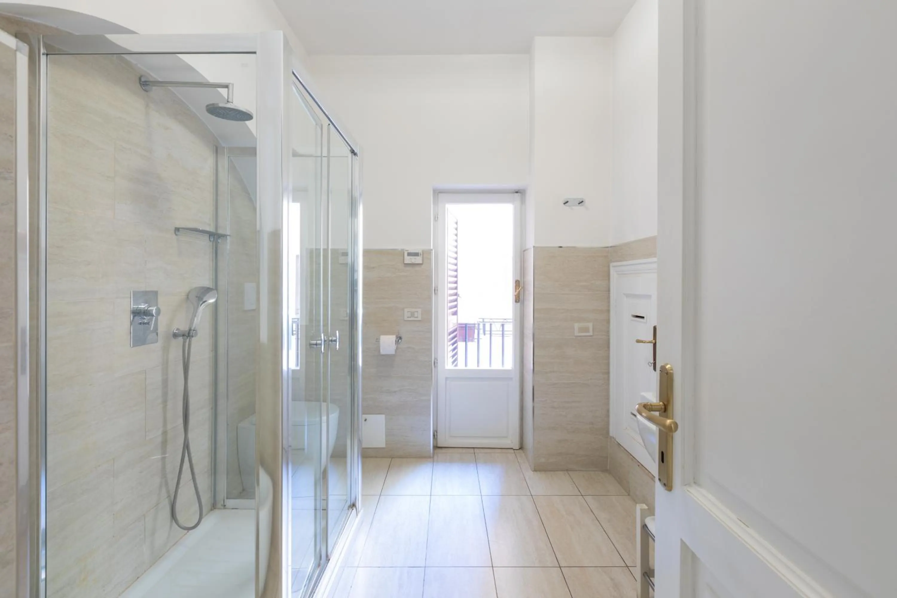 Shower in Stay In Rome