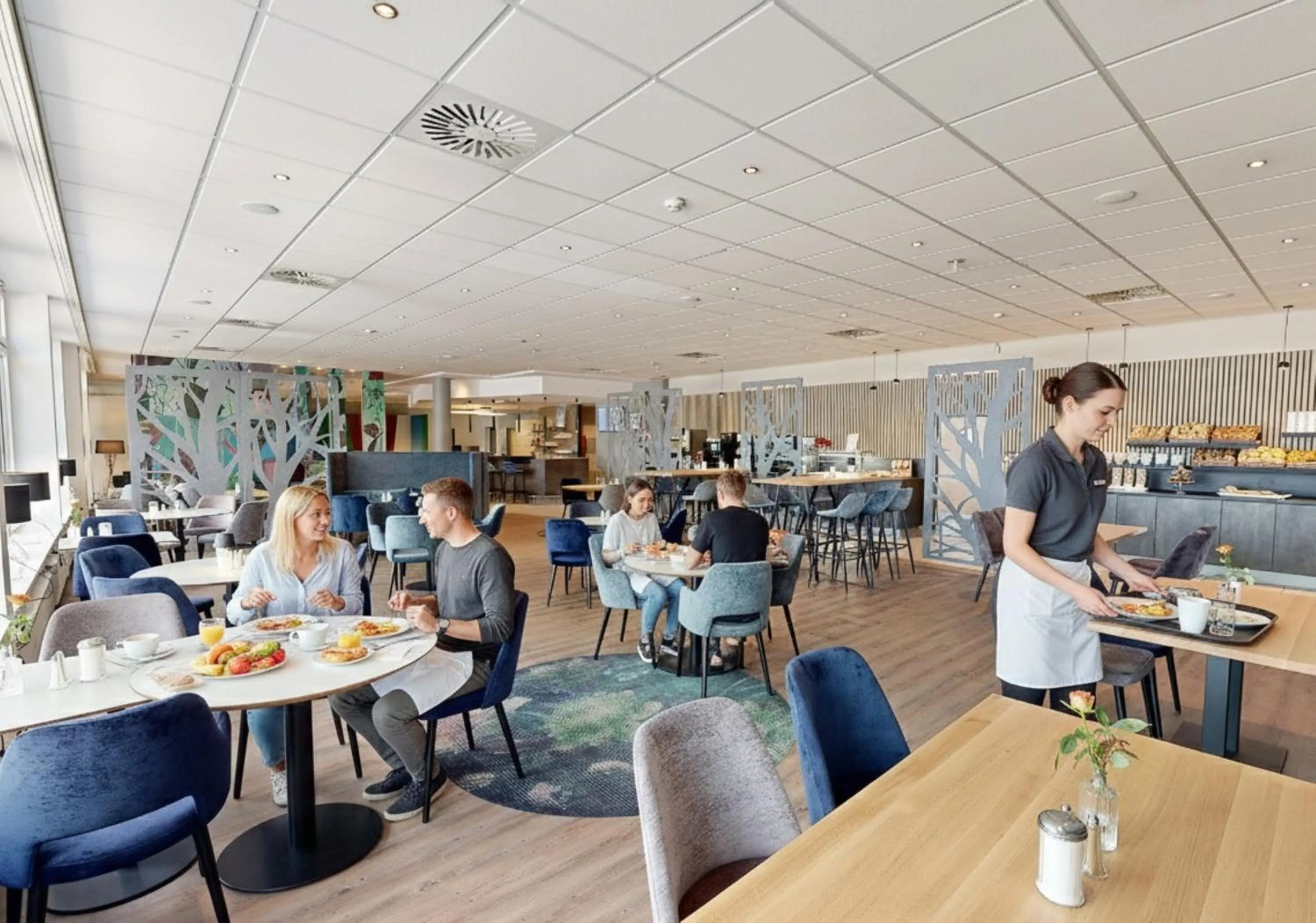 Restaurant/places to eat in Median Hotel Hannover Messe