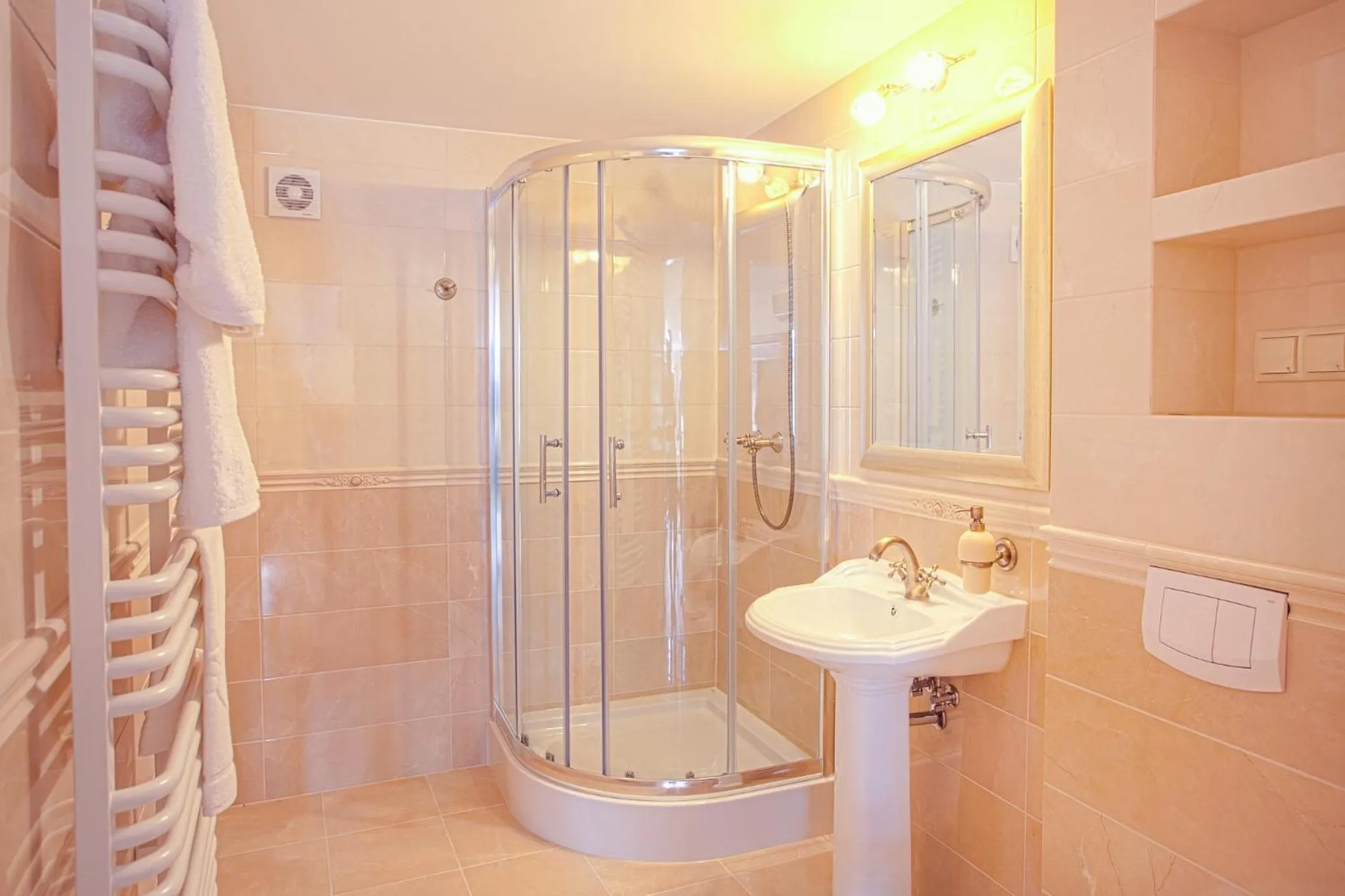 Bathroom in Aparthotel Grodzka 21