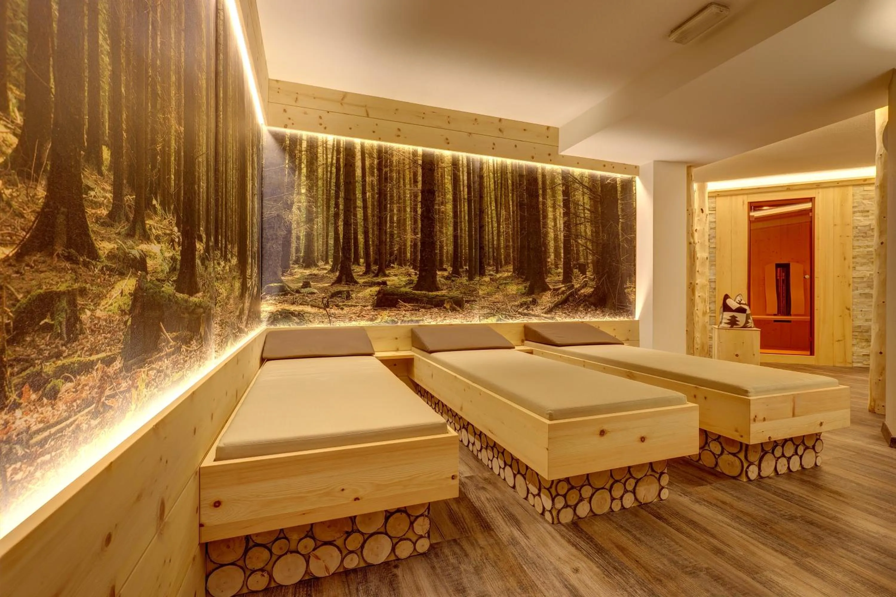 Sauna, Bed in Hotel Garni Schneider