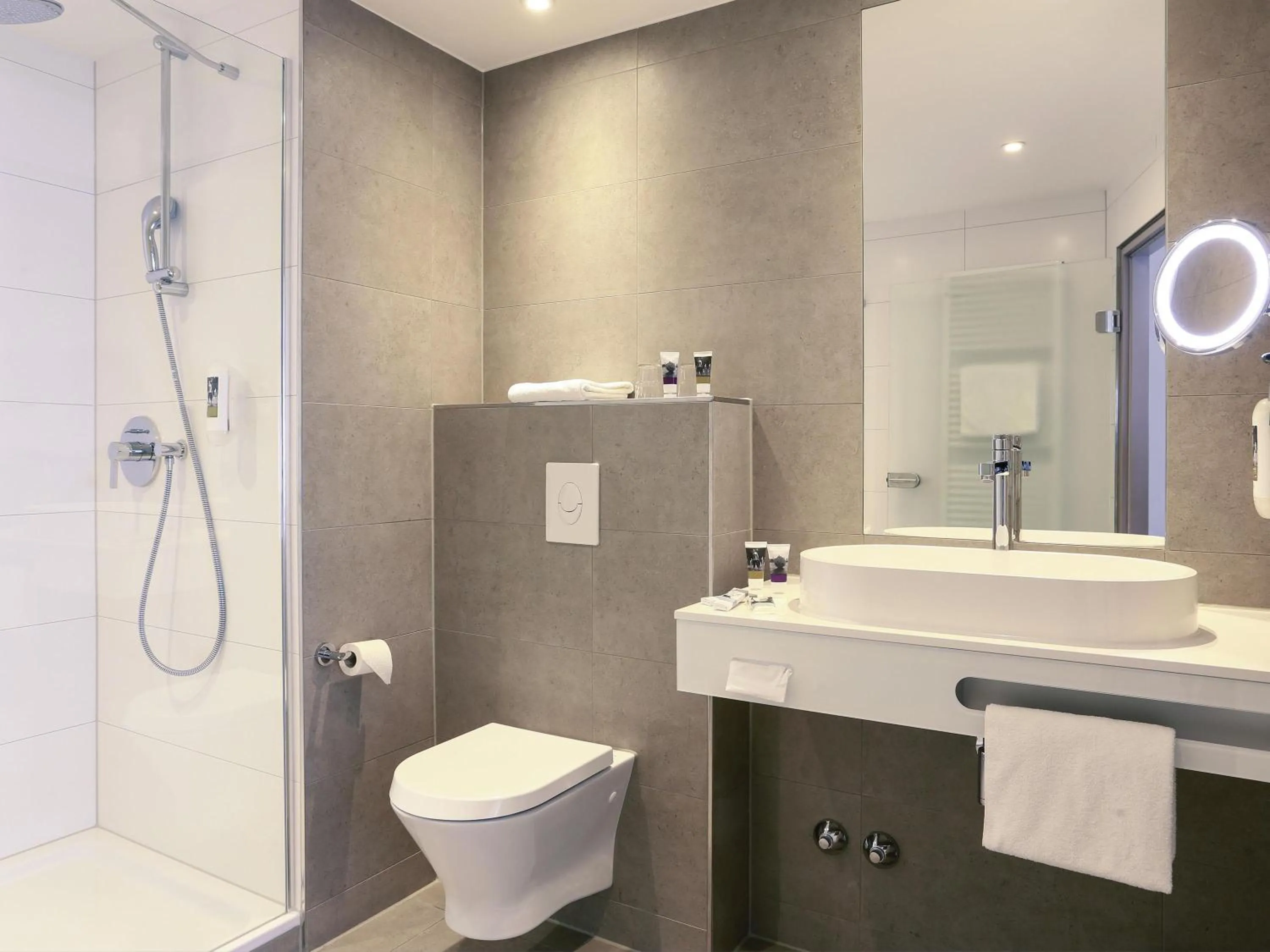 Single Room in Mercure Hotel am Entenfang Hannover